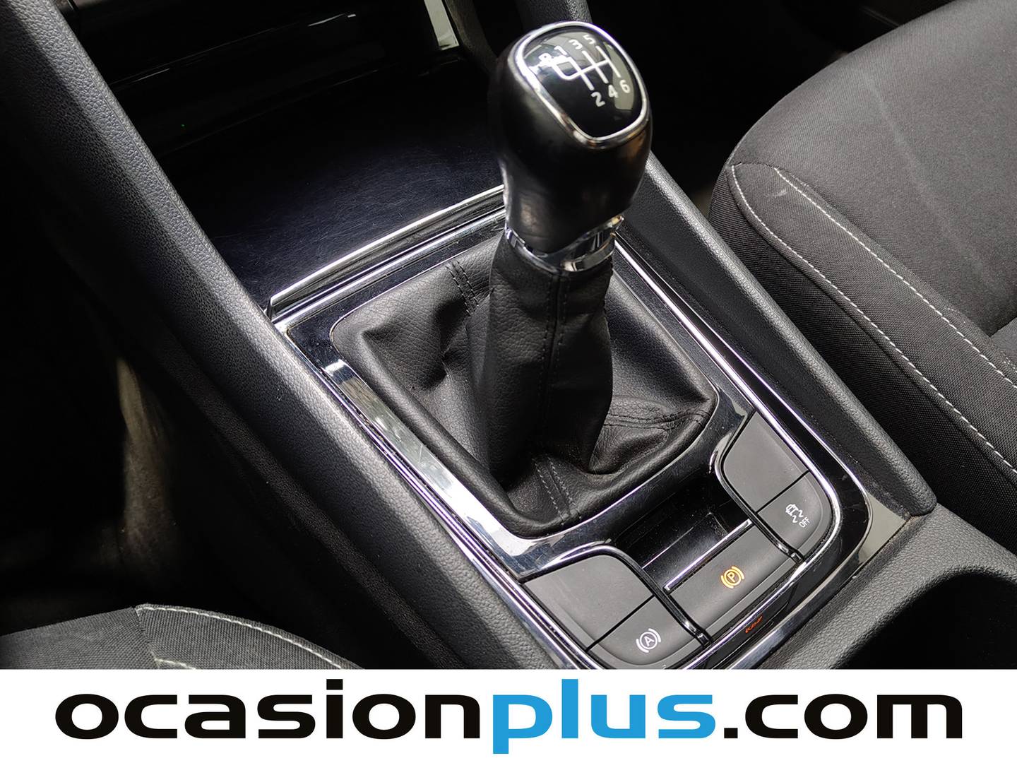 Skoda Karoq Skoda Karoq 1.0 TSI Ambition (115 CV) de segunda mano