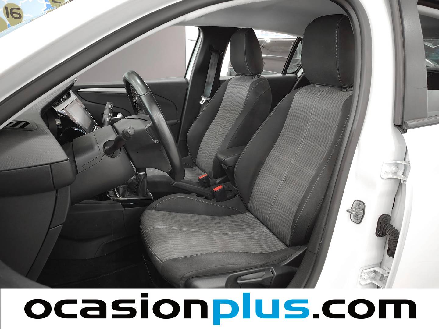 Foto asientos delanteros Opel Corsa Opel Corsa 1.2 XEL S&S Edition (75 CV)