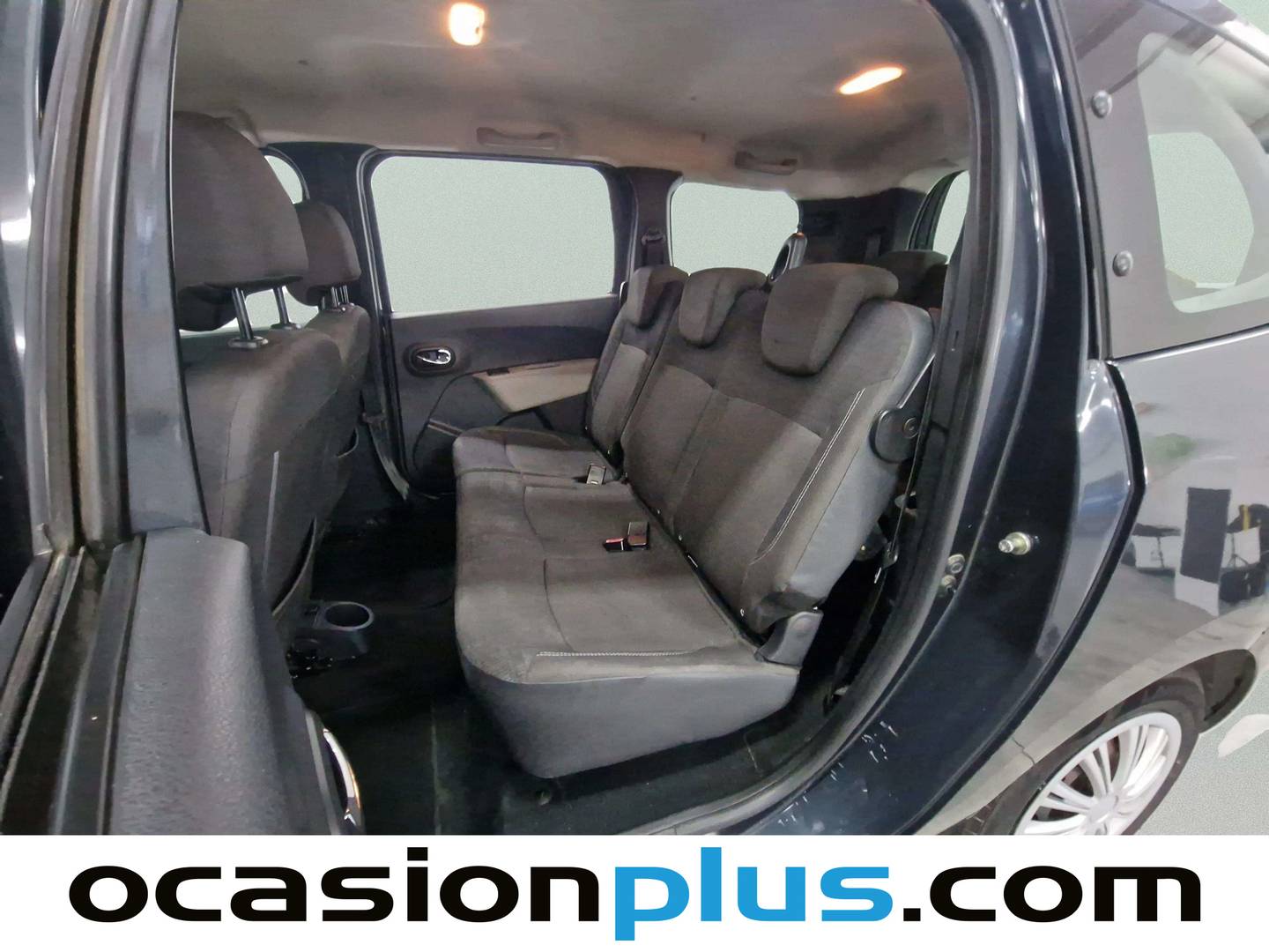 Fotos maletero Dacia Lodgy Dacia Lodgy Laureate dCi (90 CV) 7 Plazas