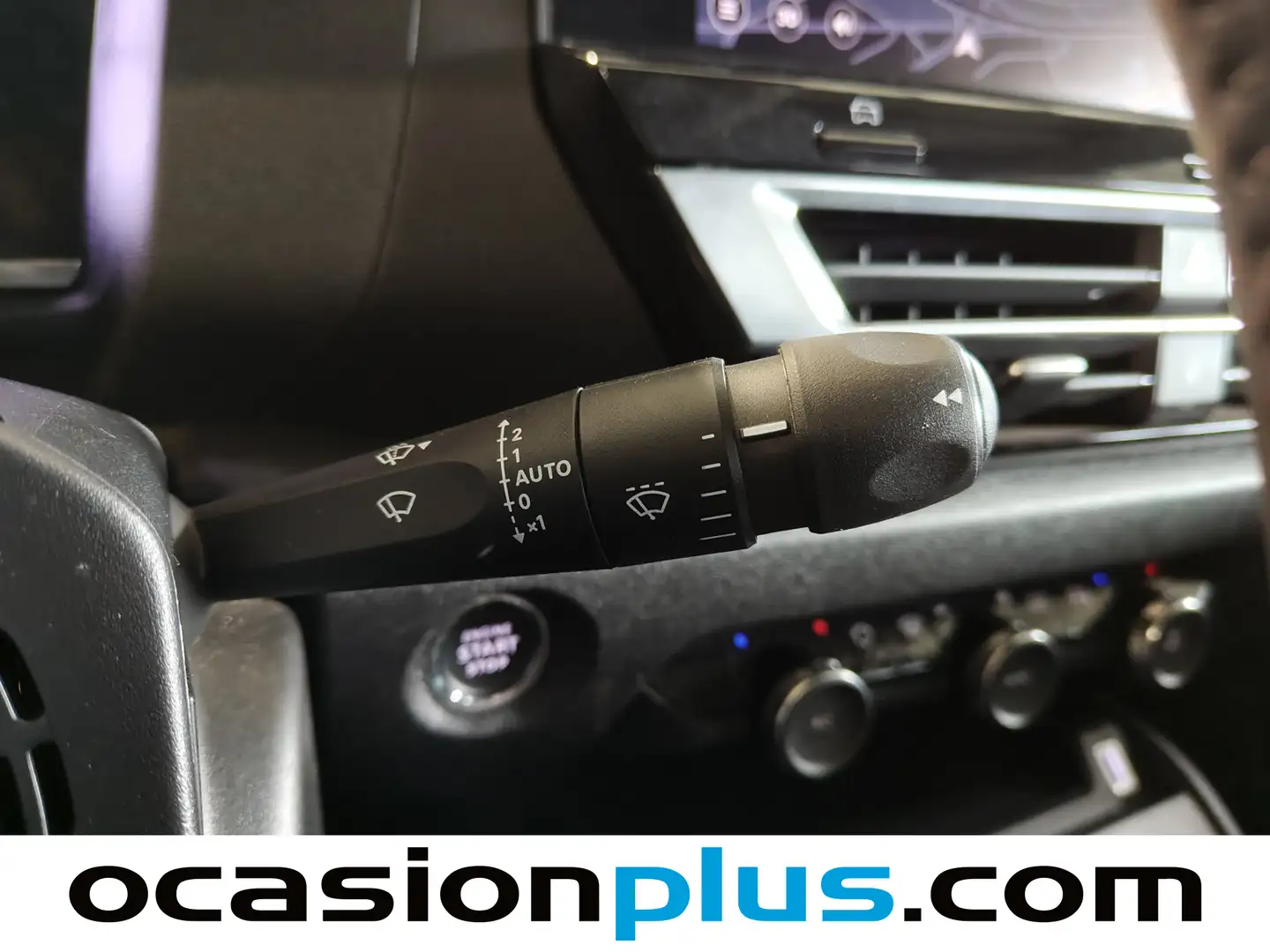 Foto Citroën C4 Citroen C4 Hybrid 136 Plus e-DCS6 (136 CV)