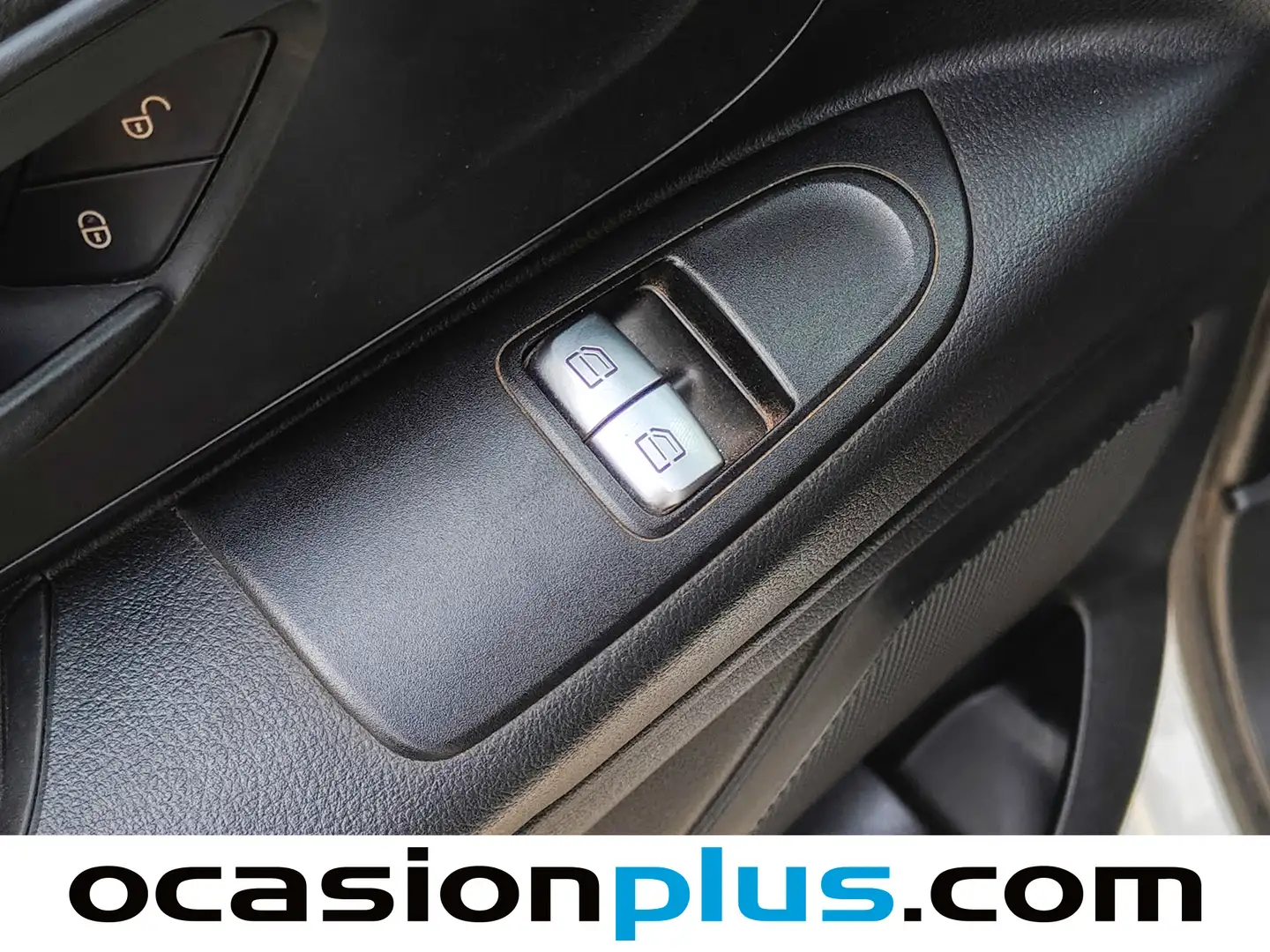 Foto Mercedes Vito Mercedes-Benz Vito Furgon 110 CDI Pro larga (102 CV)