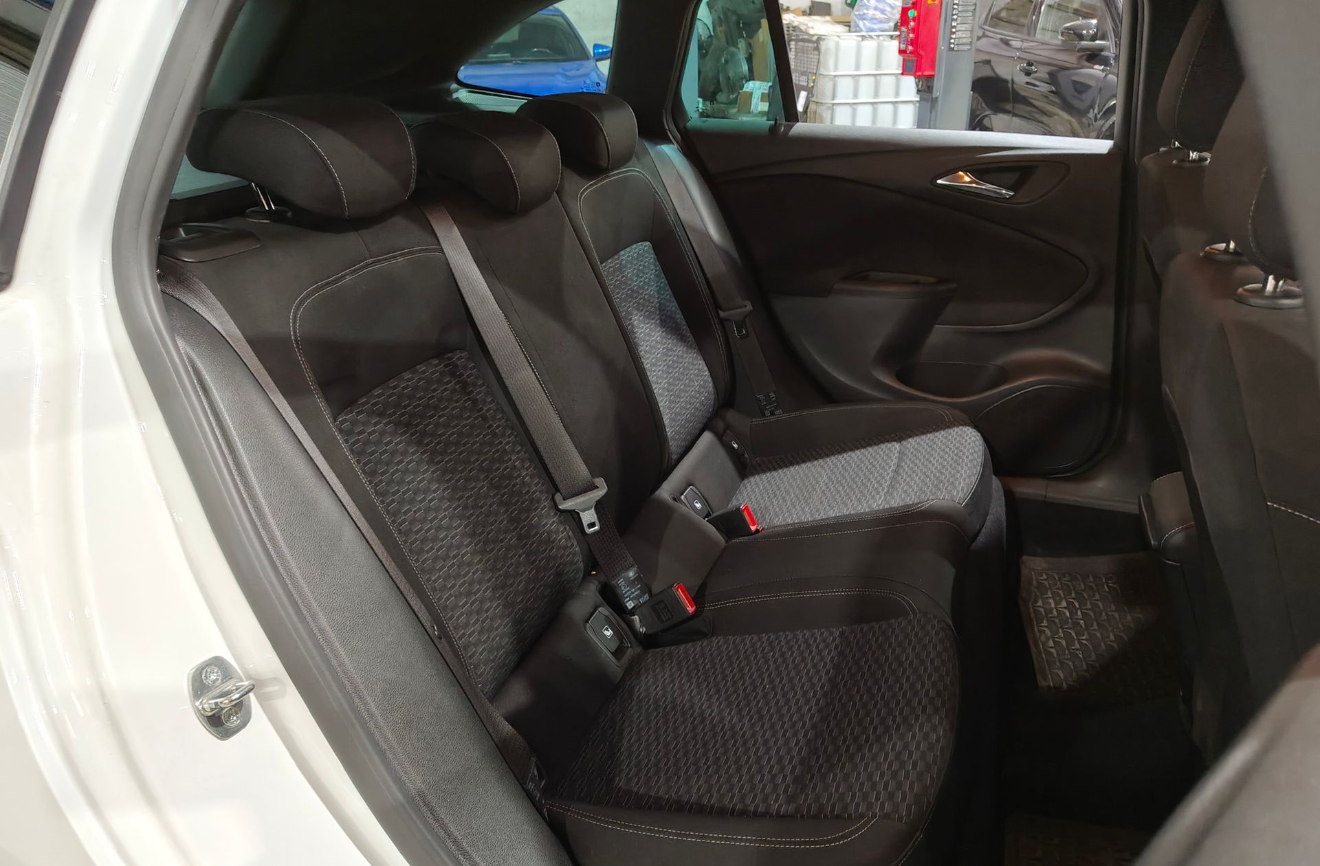 Opel Astra Sports Tourer 1.4 Turbo Dynamic - foto 18