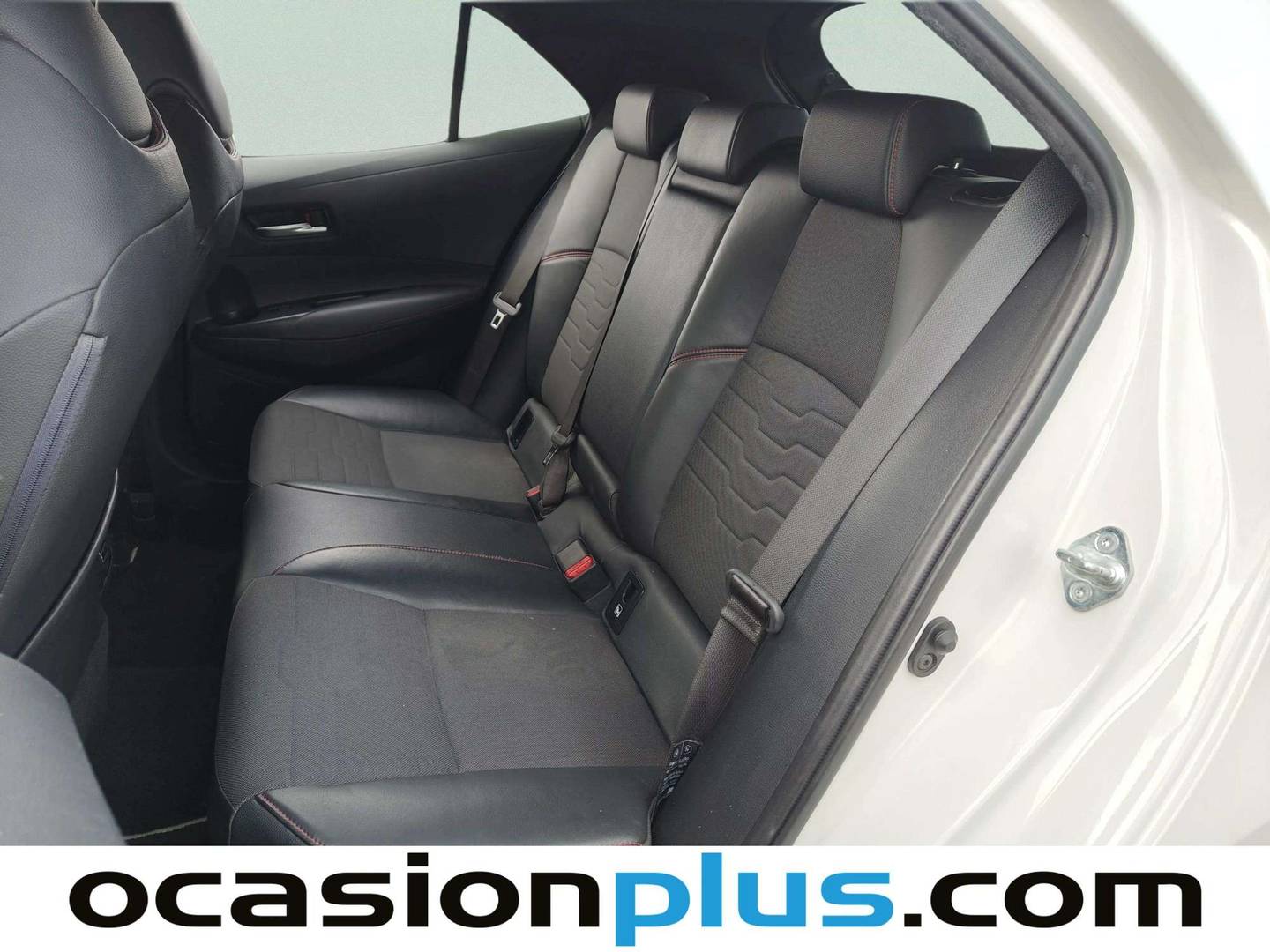 Foto Toyota Corolla Toyota Corolla 180H Advance E-CVT (180 CV)