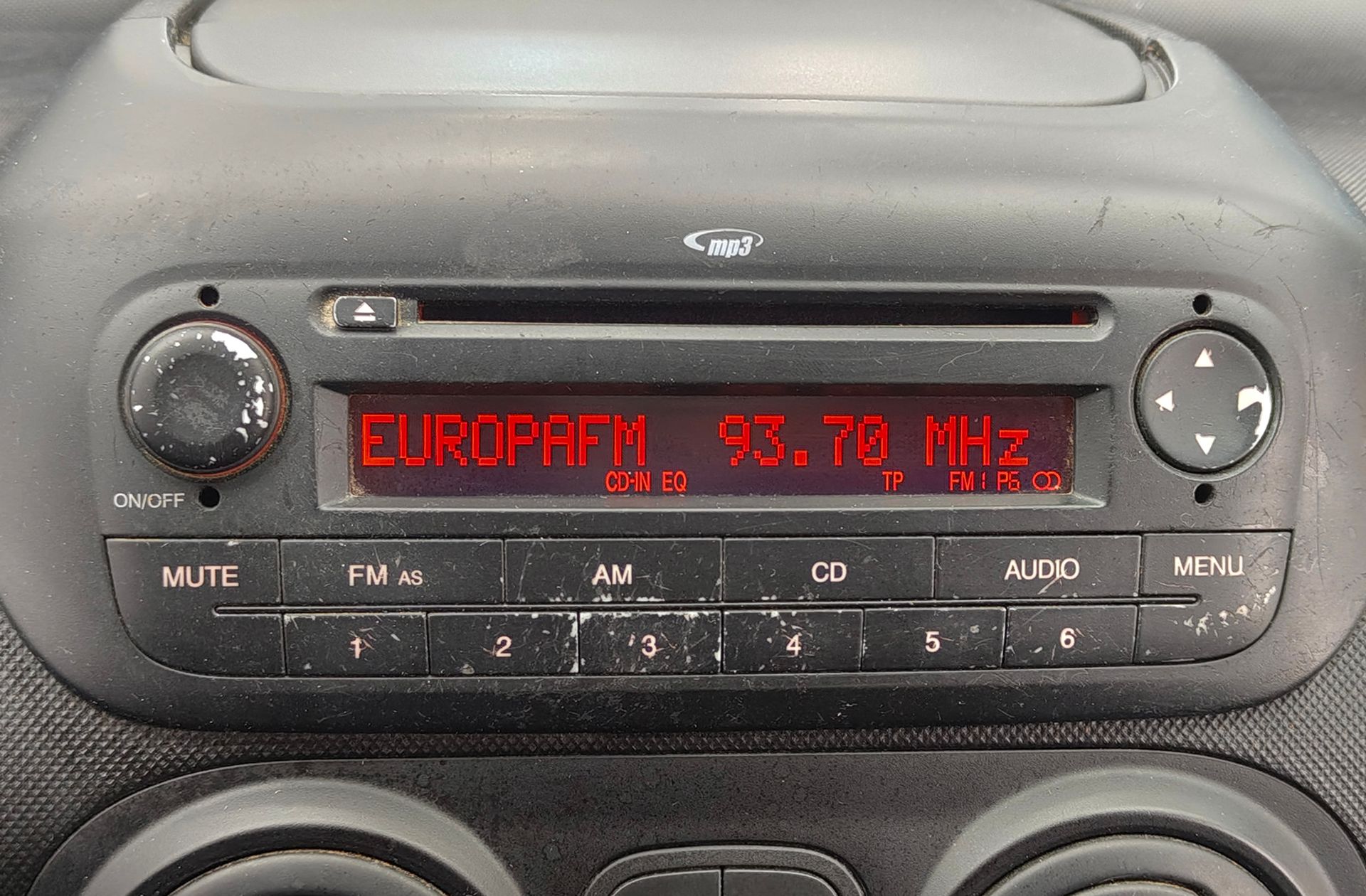 Citroën Nemo Furgon 1.4 HDi - foto 23