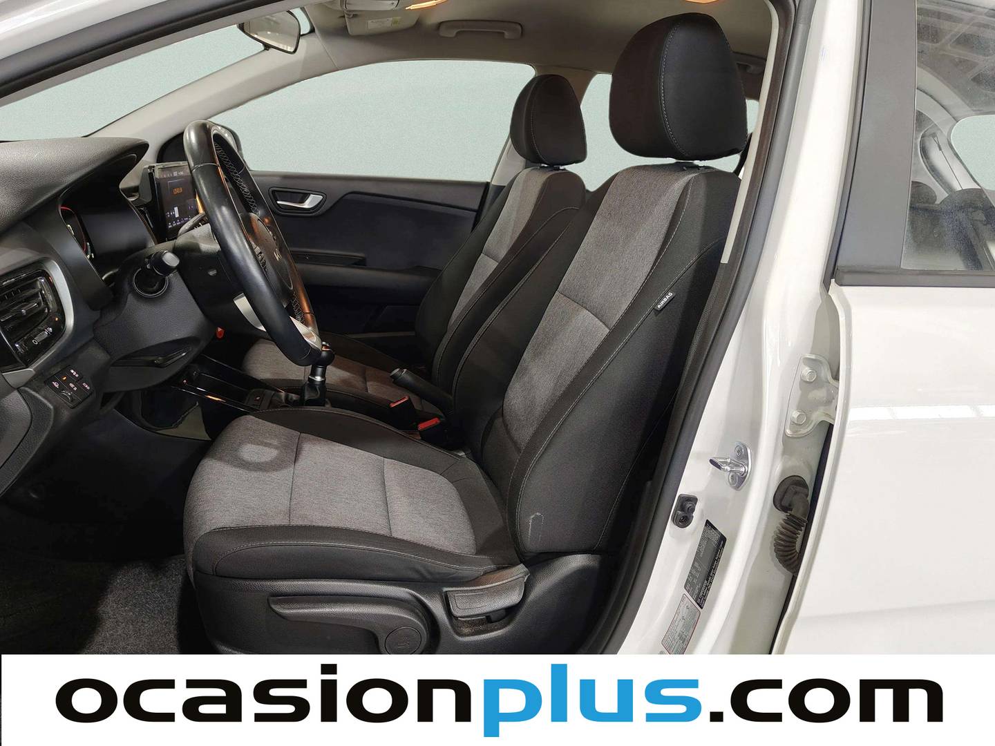 Foto asientos delanteros KIA Stonic KIA Stonic 1.2 DPi Drive (79 CV)