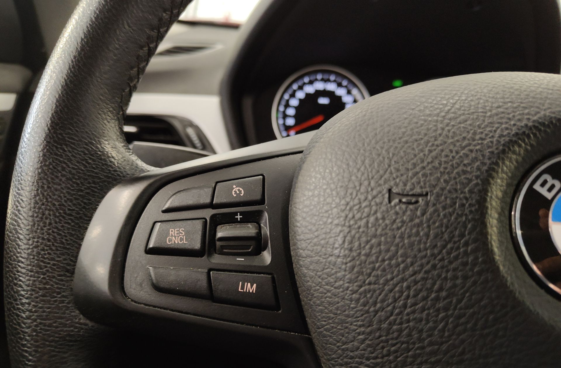 BMW X1 sDrive18i - foto 27