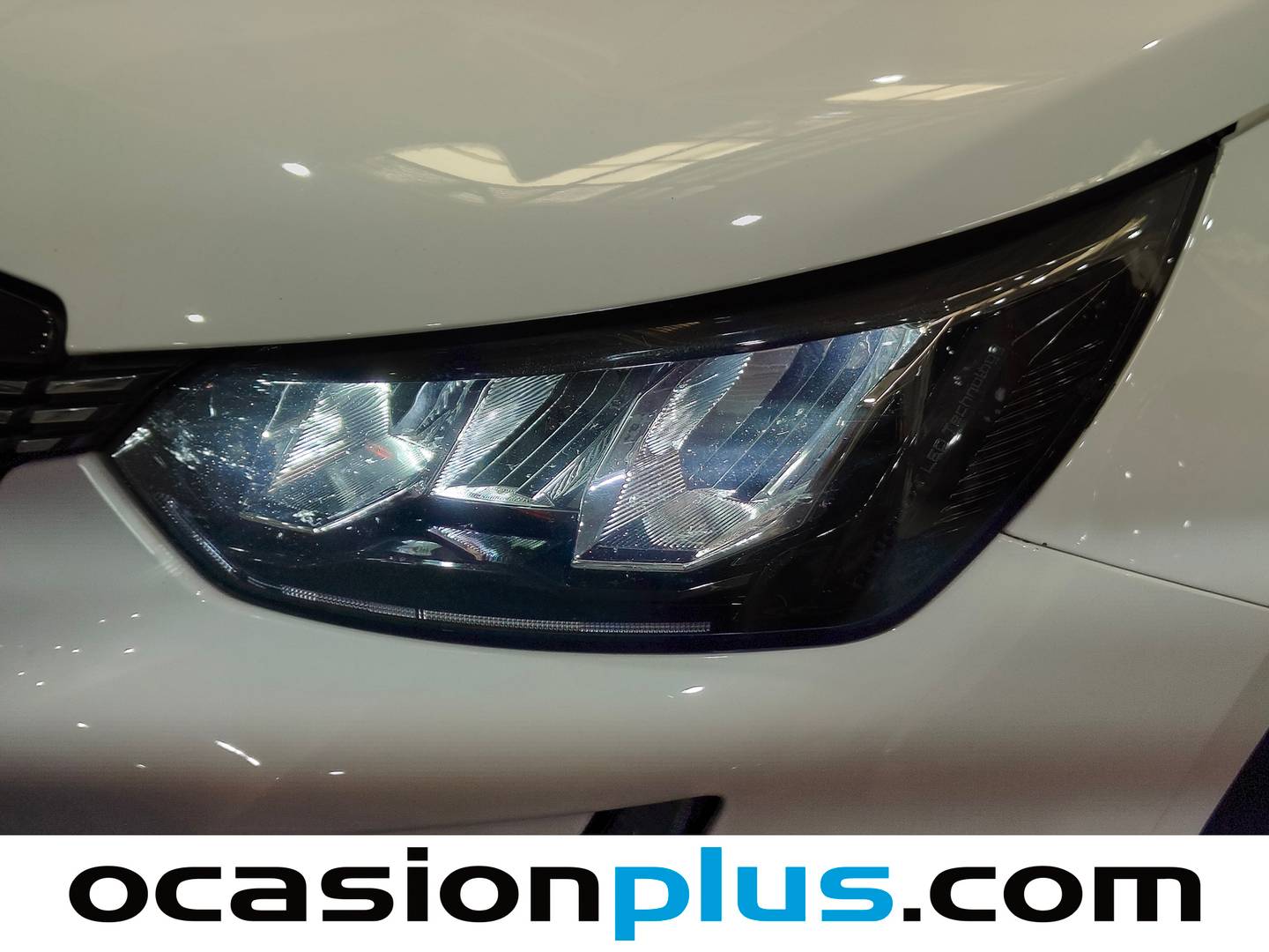 Equipamiento del Peugeot 2008 Peugeot 2008 PureTech 100 S&S Allure (100 CV)