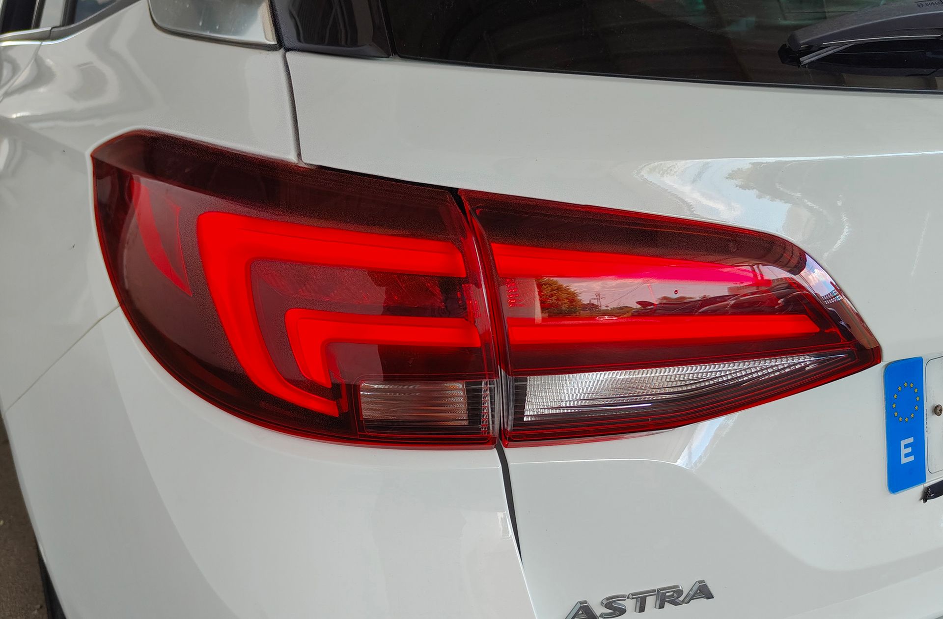 Opel Astra Sports Tourer 1.6 CDTI Dynamic - foto 16