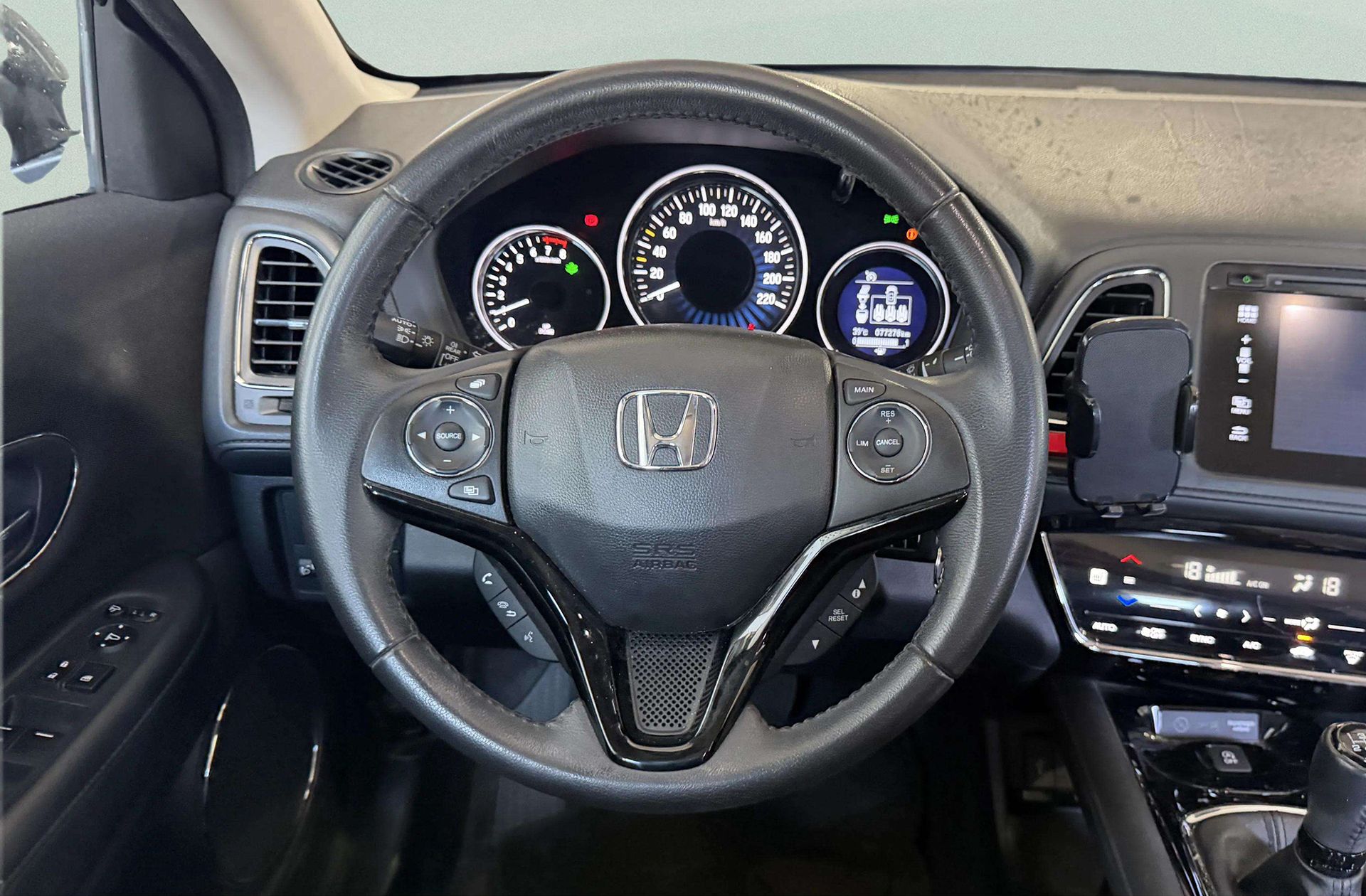 Honda HR-V 1.5 i-VTEC Elegance - foto 24