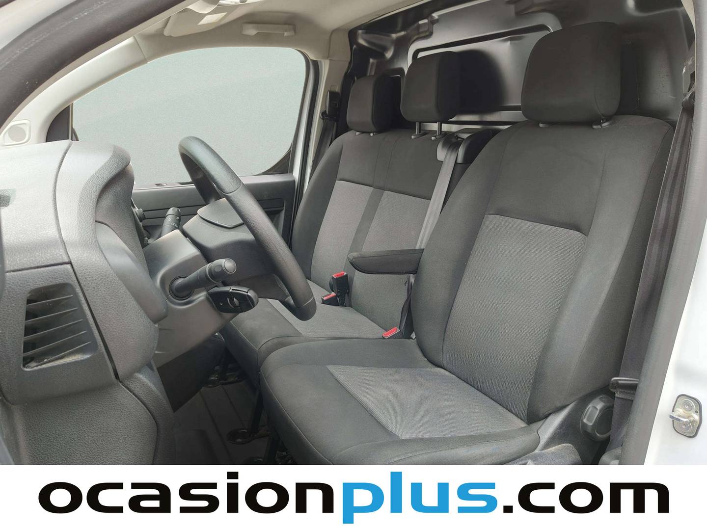 Foto asientos delanteros Peugeot Expert Peugeot Expert BlueHDi 100 Standard  (102 CV)