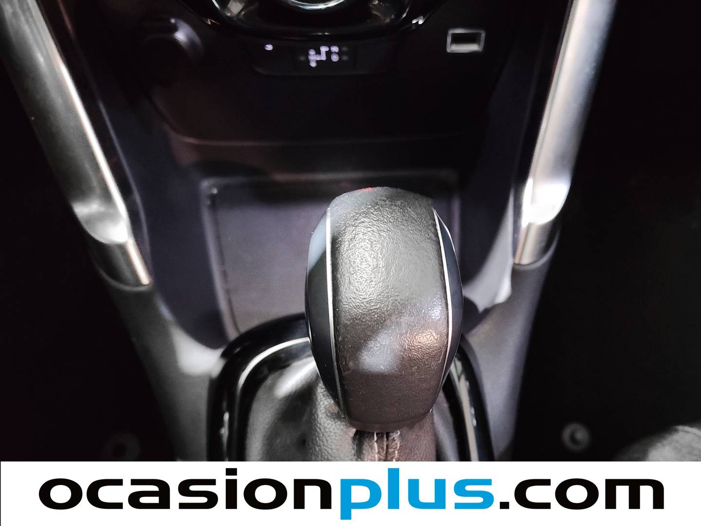 Foto Citroën C3 Aircross Citroën C3 Aircross PureTech 130 S&S Shine EAT6 96 kW (131 CV)