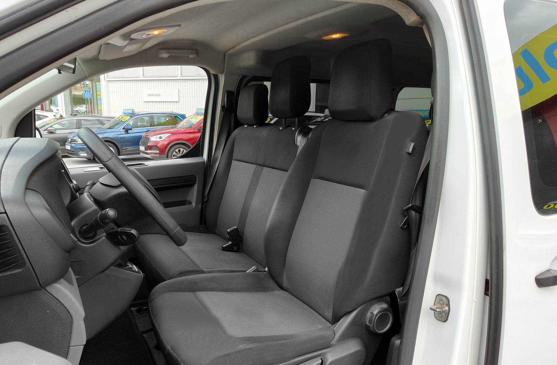 Opel Vivaro 1.5 Diesel M Standart Express 6 plazas - foto 10