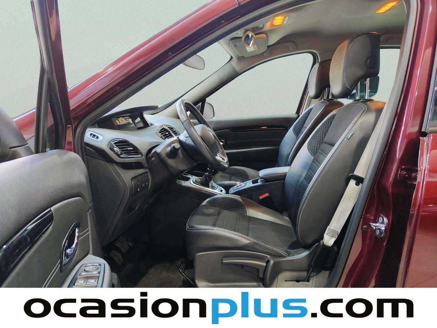 Foto asientos delanteros Renault Scénic Renault Scenic dCi 130 Bose Energy (130 CV)