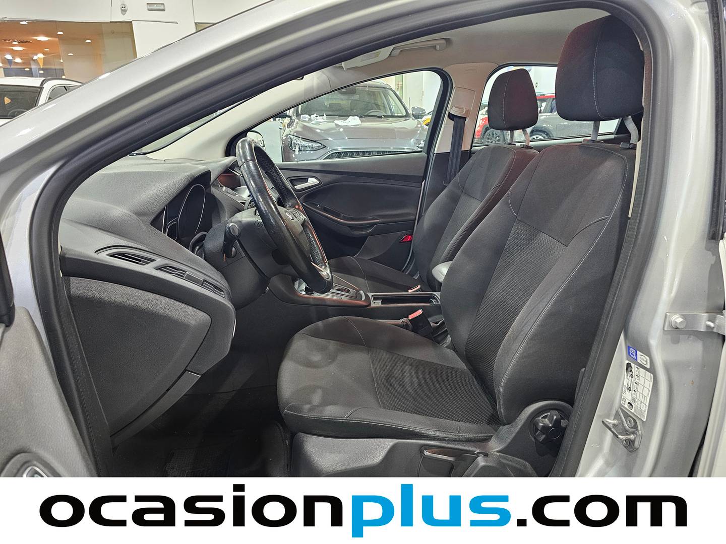 Foto Ford Focus Ford Focus 1.6 TI-VCT Trend+ PowerShift (125 CV)