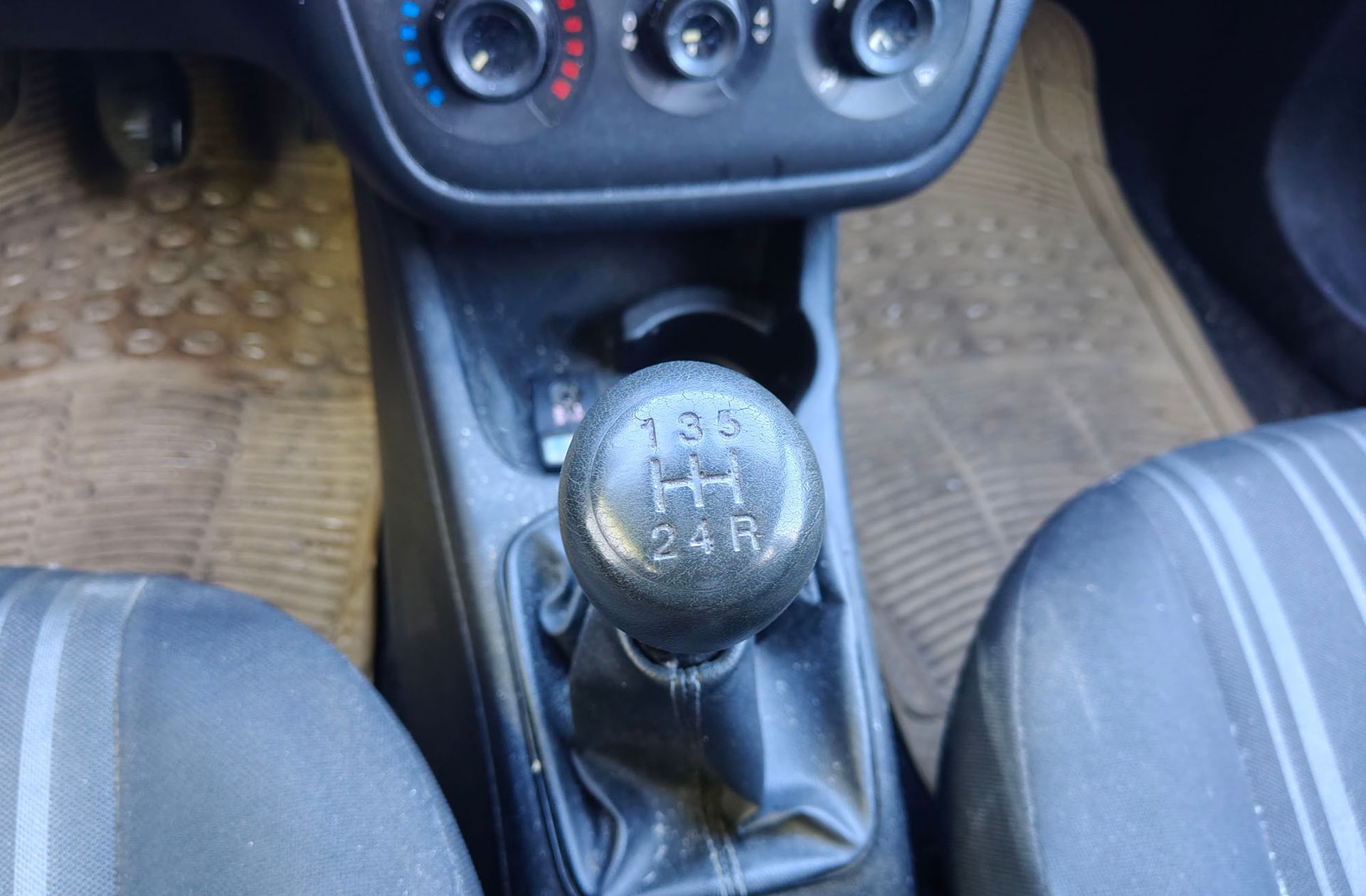 Fiat Punto Evo 1.3 MultiJet Active - foto 5