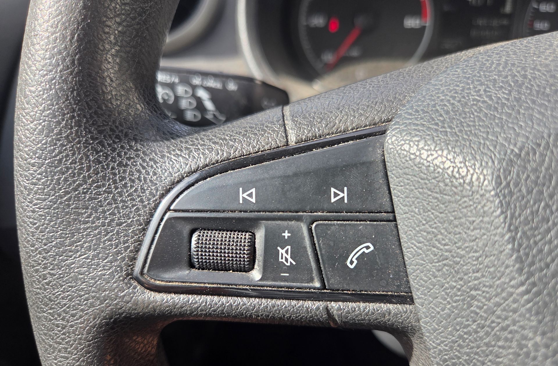 SEAT Ibiza Comercial 1.4 TDI Reference Plus - foto 17