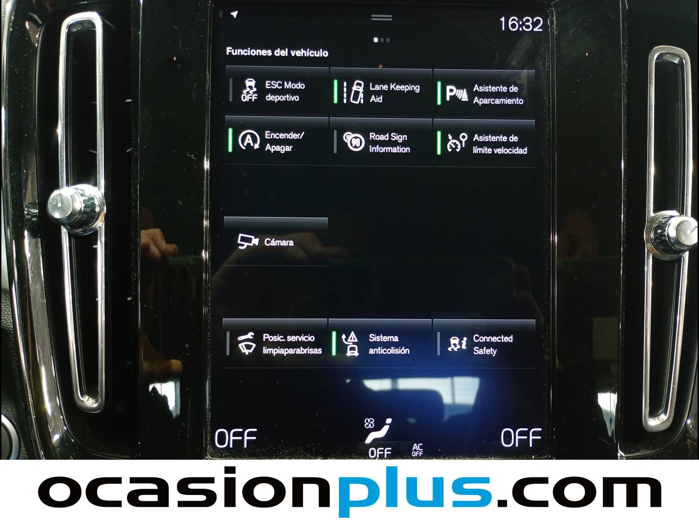 Foto Volvo XC40 Volvo XC40 T3 Momentum (156 CV)