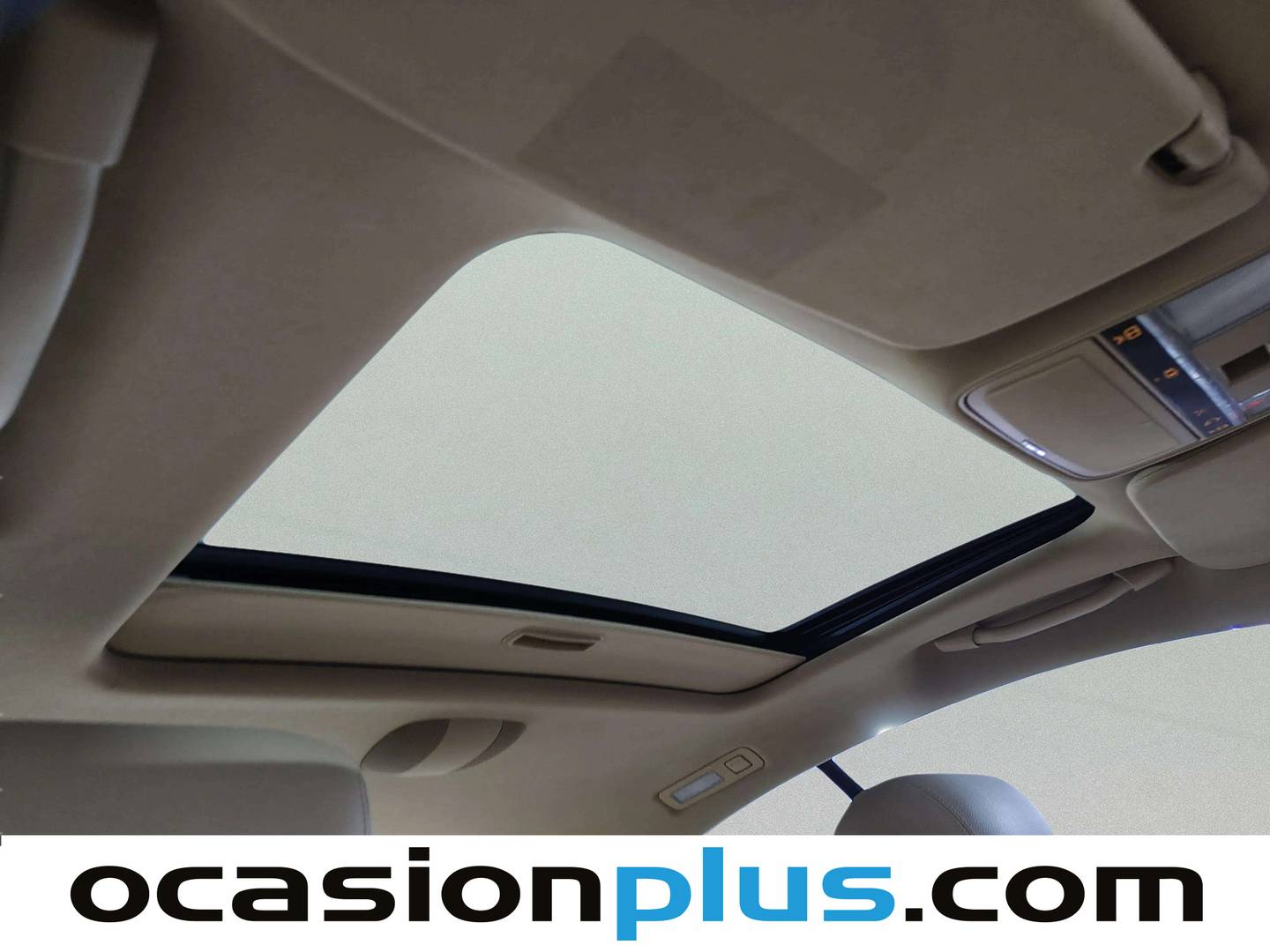 Extras y acabados del Mercedes Clase CL Mercedes-Benz Clase CL CL 500 (388 CV)