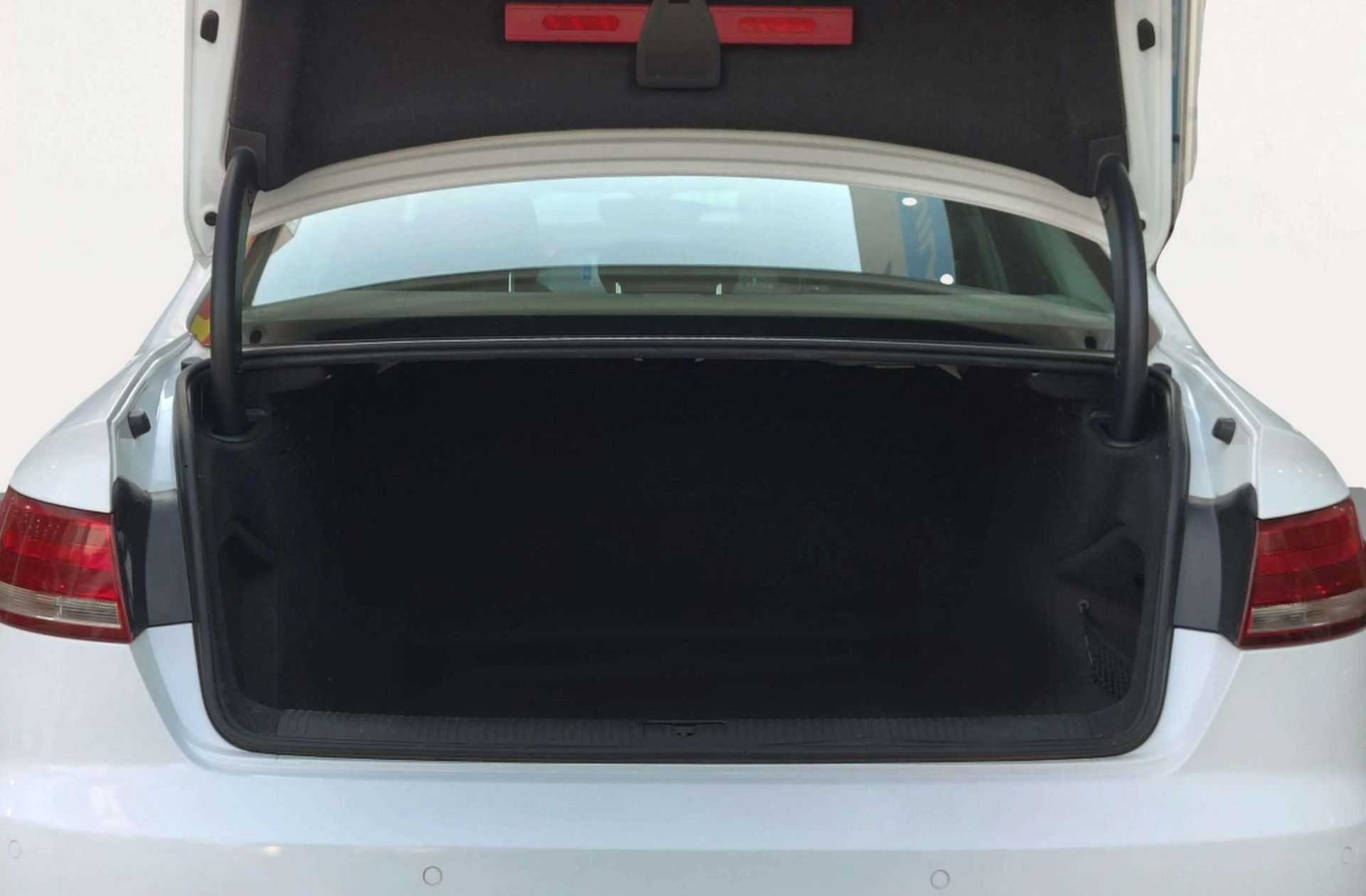 Audi A4 S line edition 2.0 TDI - foto 18