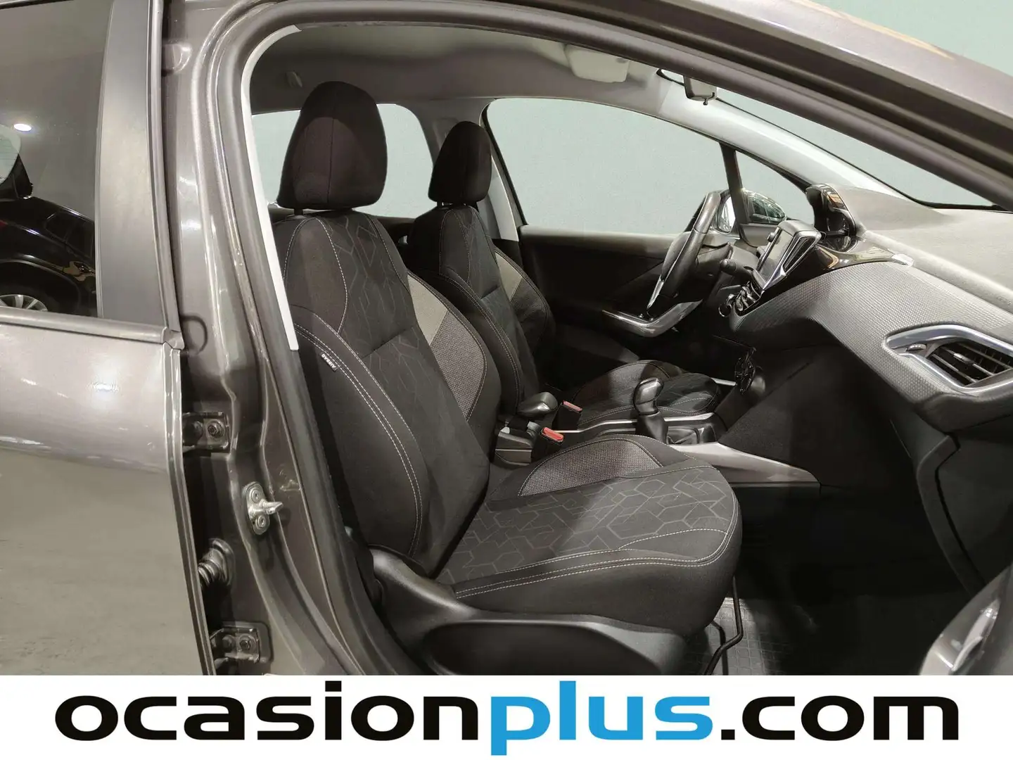 Foto Peugeot 2008 Peugeot 2008 PureTech 110 S&S Style (110 CV)