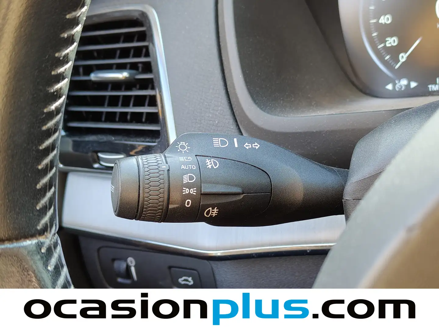 Foto Volvo XC90 Volvo XC90 B5 D Business Plus AWD Auto (235 CV)