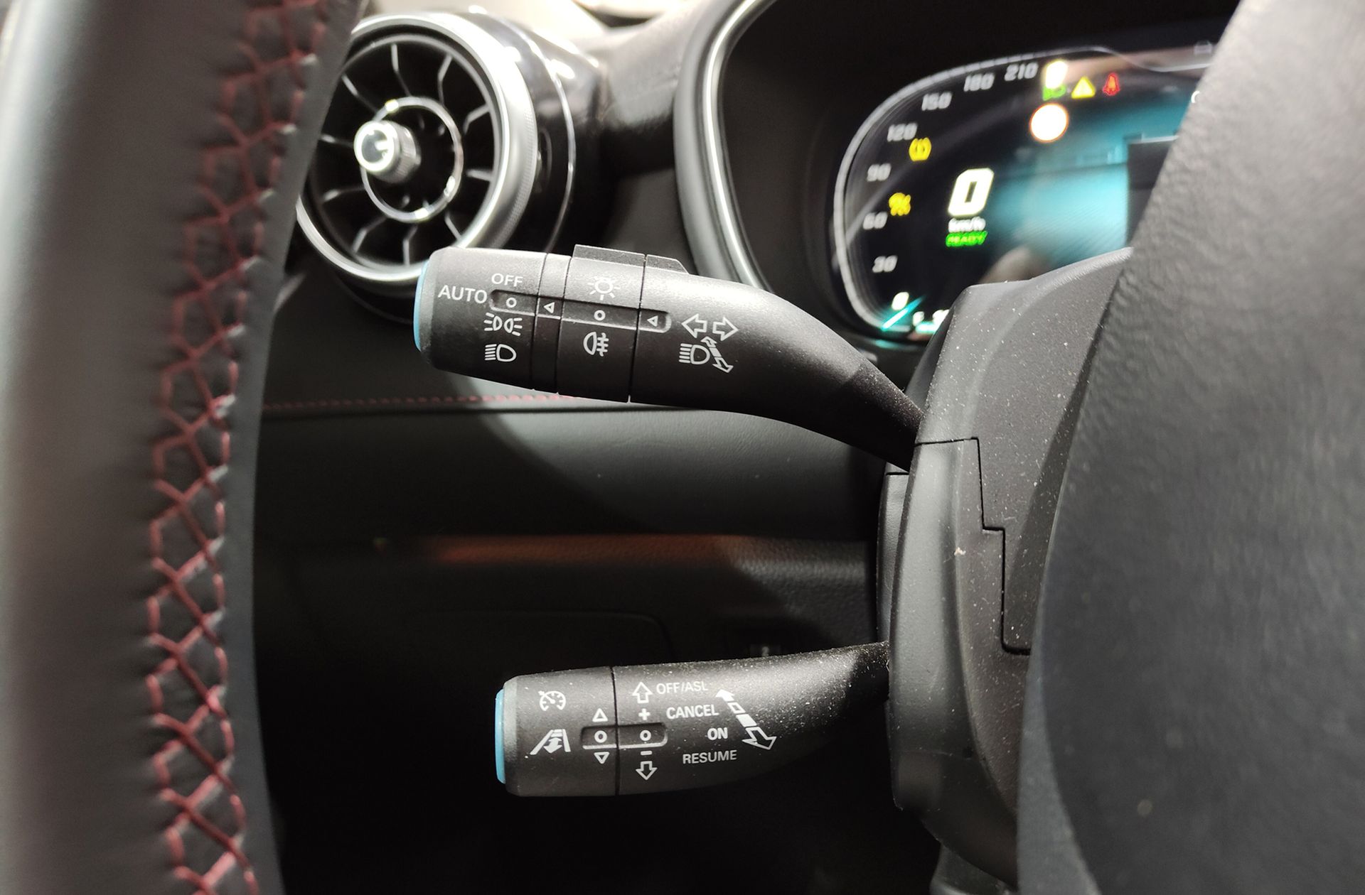 MG eHS 1.5 T-GDi PHEV Luxury - foto 29