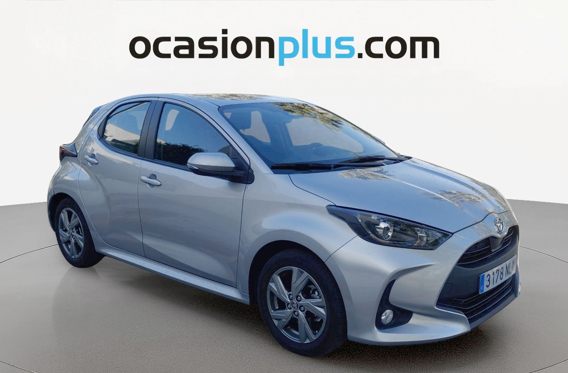 Toyota Yaris 120H Active Plus - foto 2
