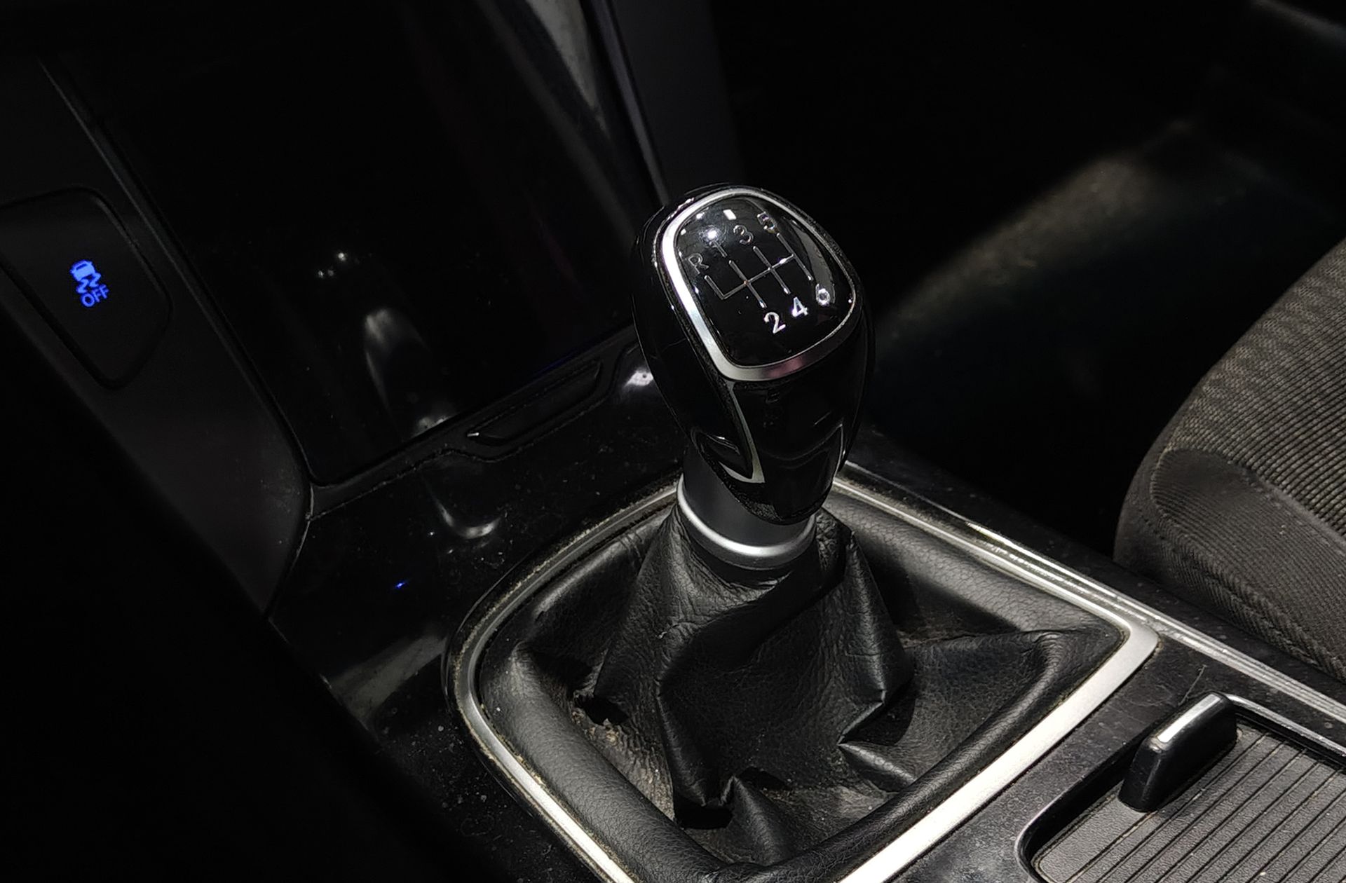 Hyundai i40 1.7 CRDi BlueDrive Tecno - foto 5