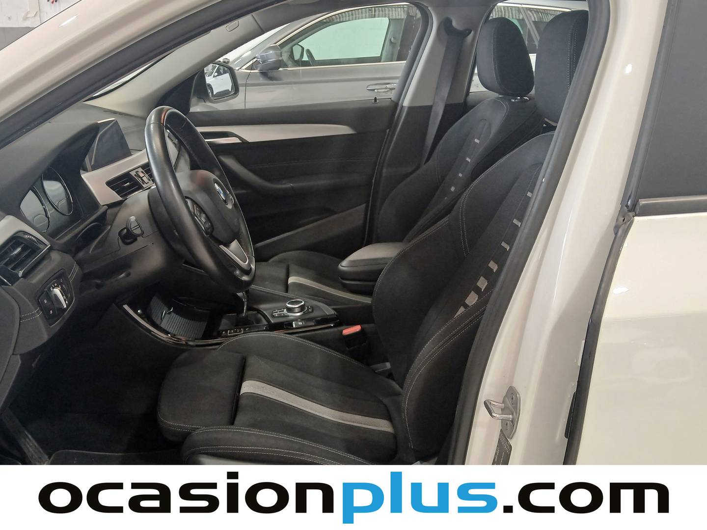 Foto asientos delanteros BMW X2 BMW X2 sDrive18i (140 CV)