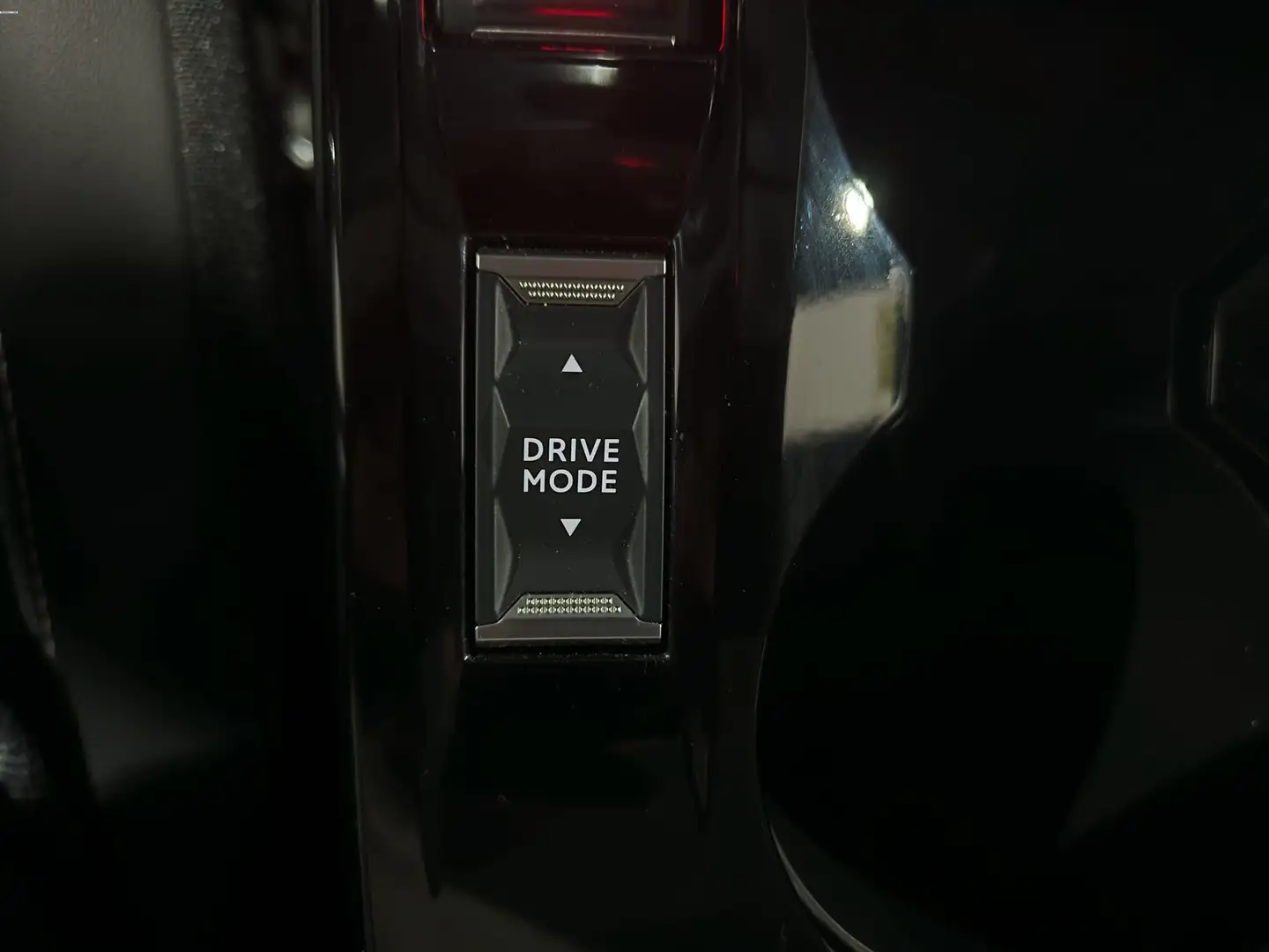 Foto Peugeot 208 Peugeot 208 PureTech 100 Allure (100 CV)