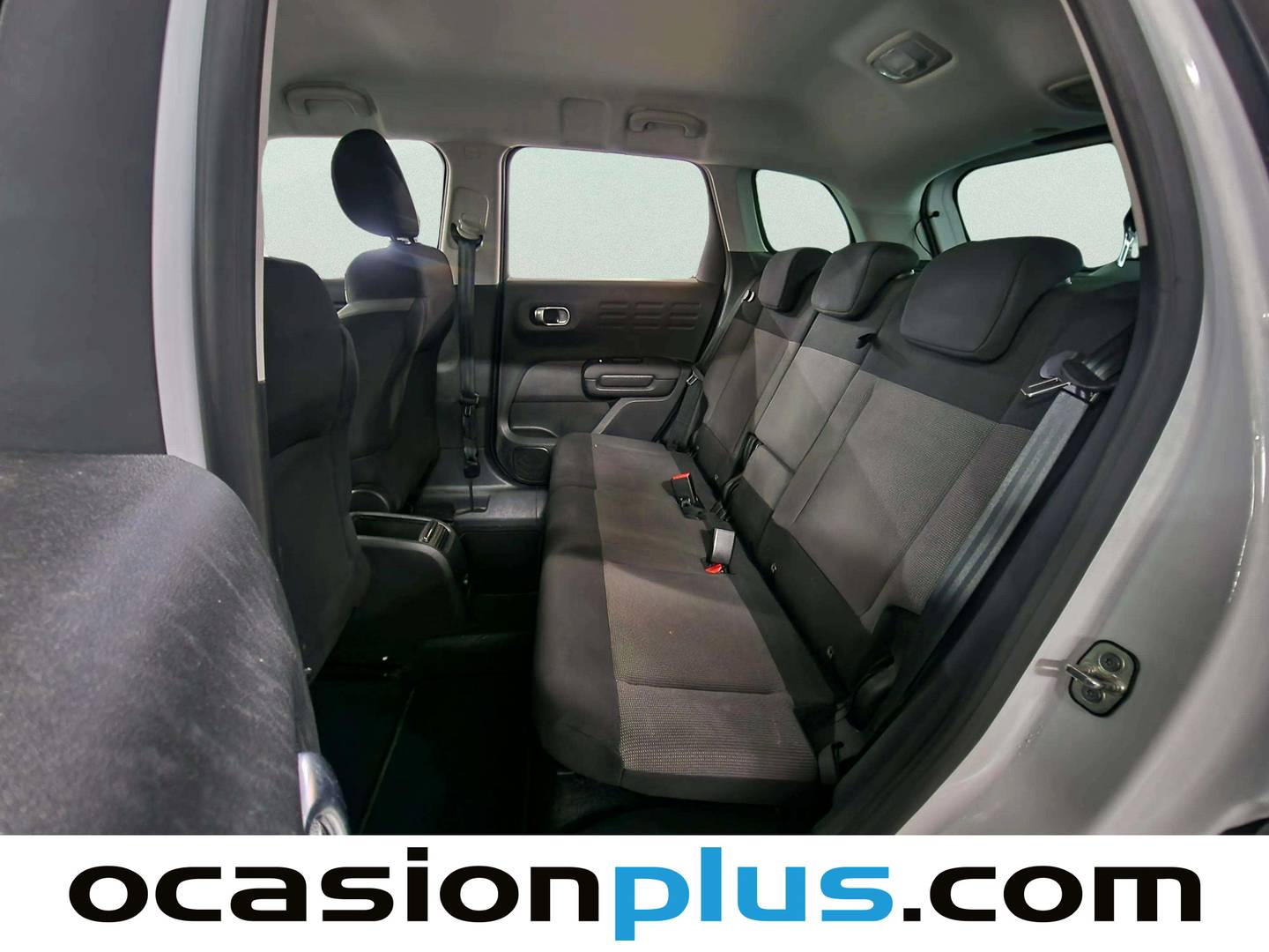 Foto Citroën C3 Aircross Citroen C3 Aircross PureTech 130 Shine Pack EAT6 (131 CV)