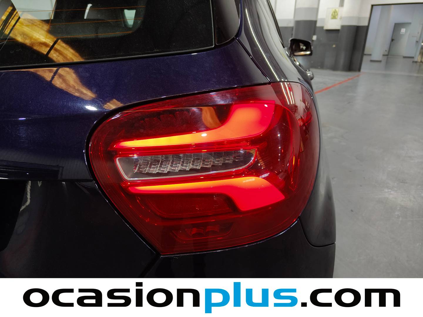 Acabados Mercedes Clase A Mercedes-Benz Clase A 180 d (109 CV)