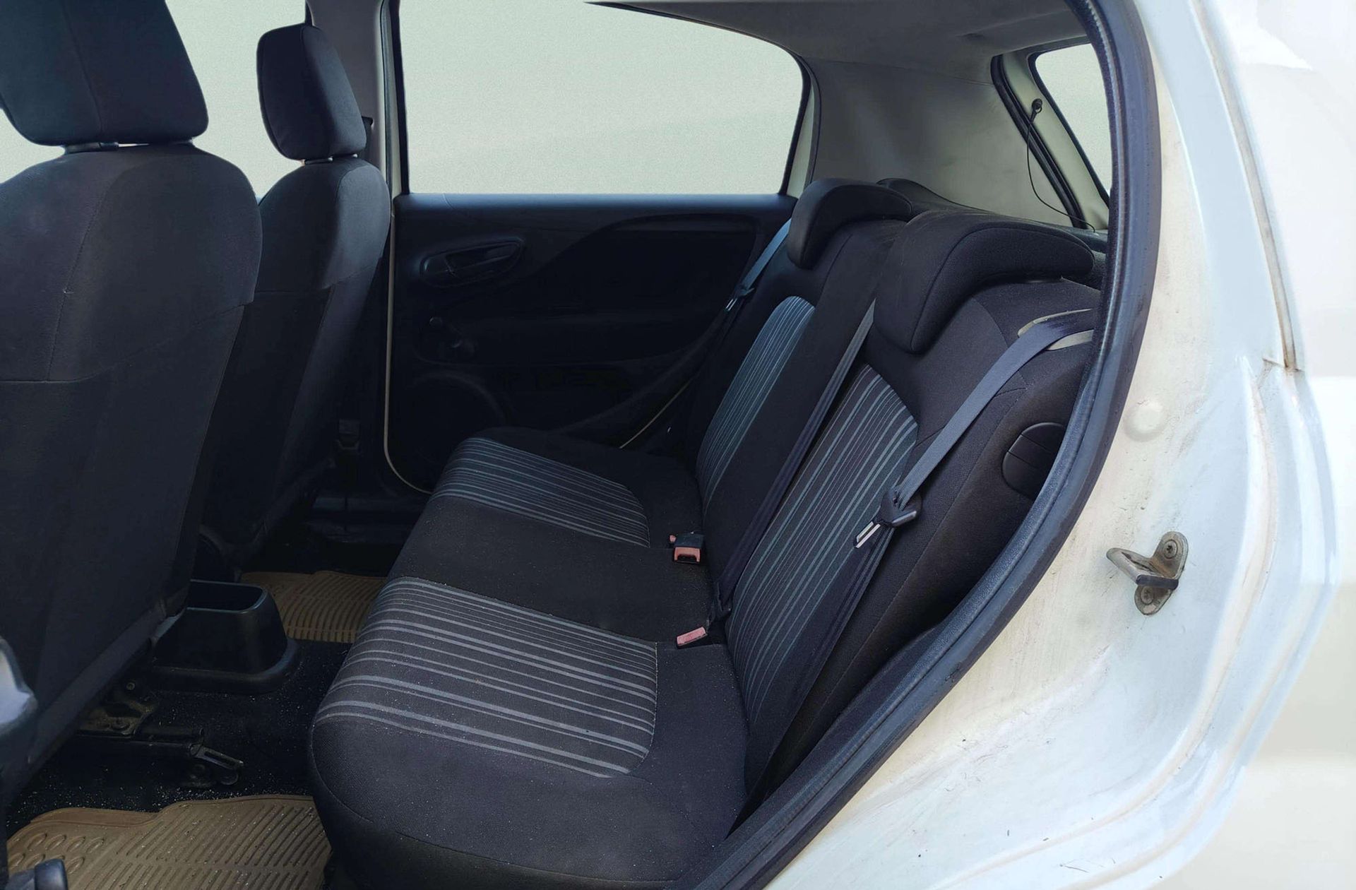 Fiat Punto Evo 1.3 MultiJet Active - foto 9