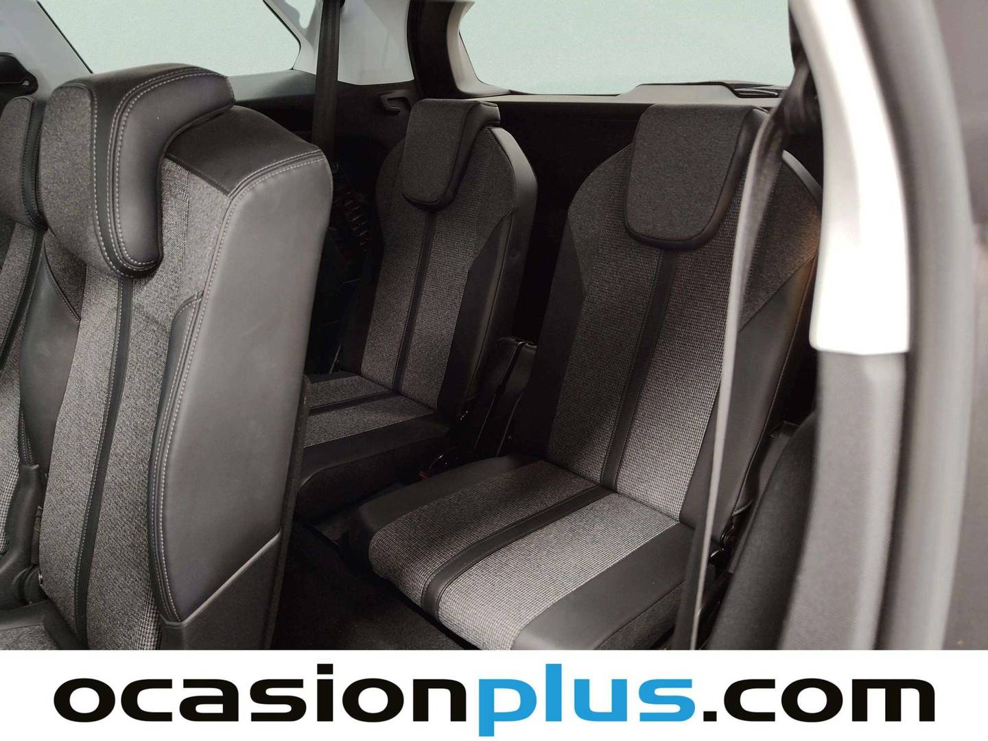 Foto Peugeot 5008 Peugeot 5008 BlueHDi 130 S&S Allure (130 CV) 7 Plazas