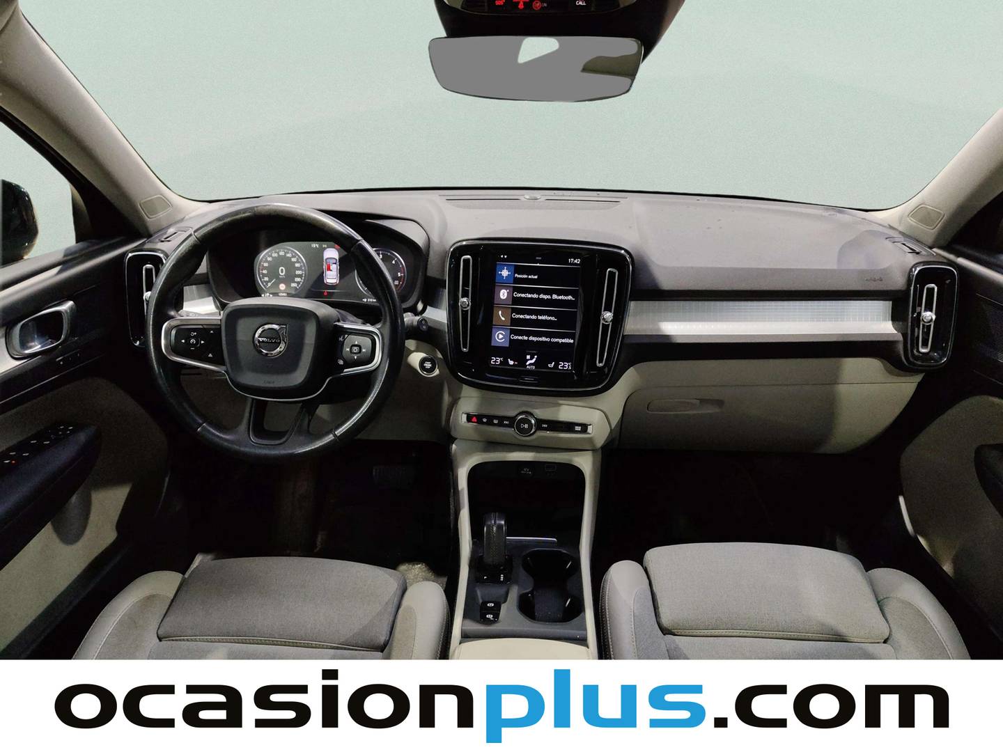 Foto Volvo XC40 Volvo XC40 D3 Momentum Auto (150 CV)