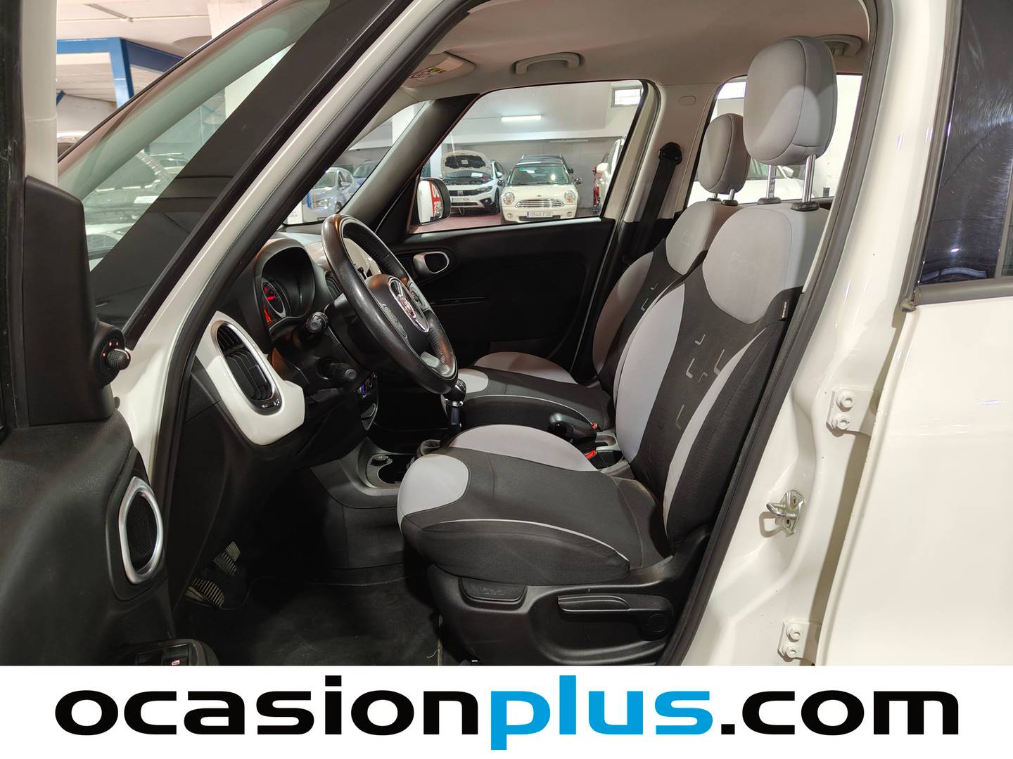 Foto asientos delanteros Fiat 500L Fiat 500L 1.6 16v Multijet II S&S Pop Star (120 CV)