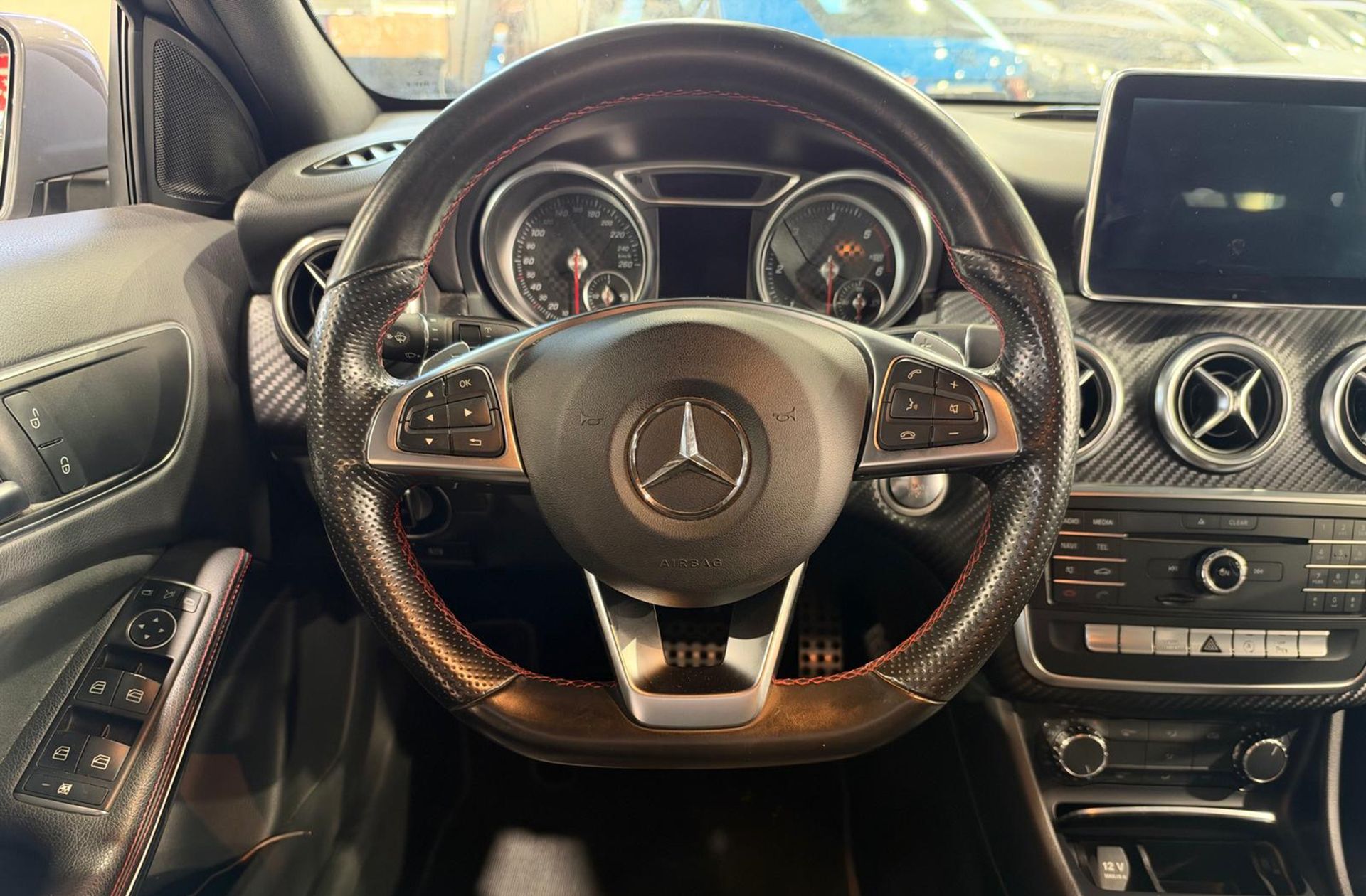 Mercedes-Benz Clase A 200 d AMG Line - foto 22