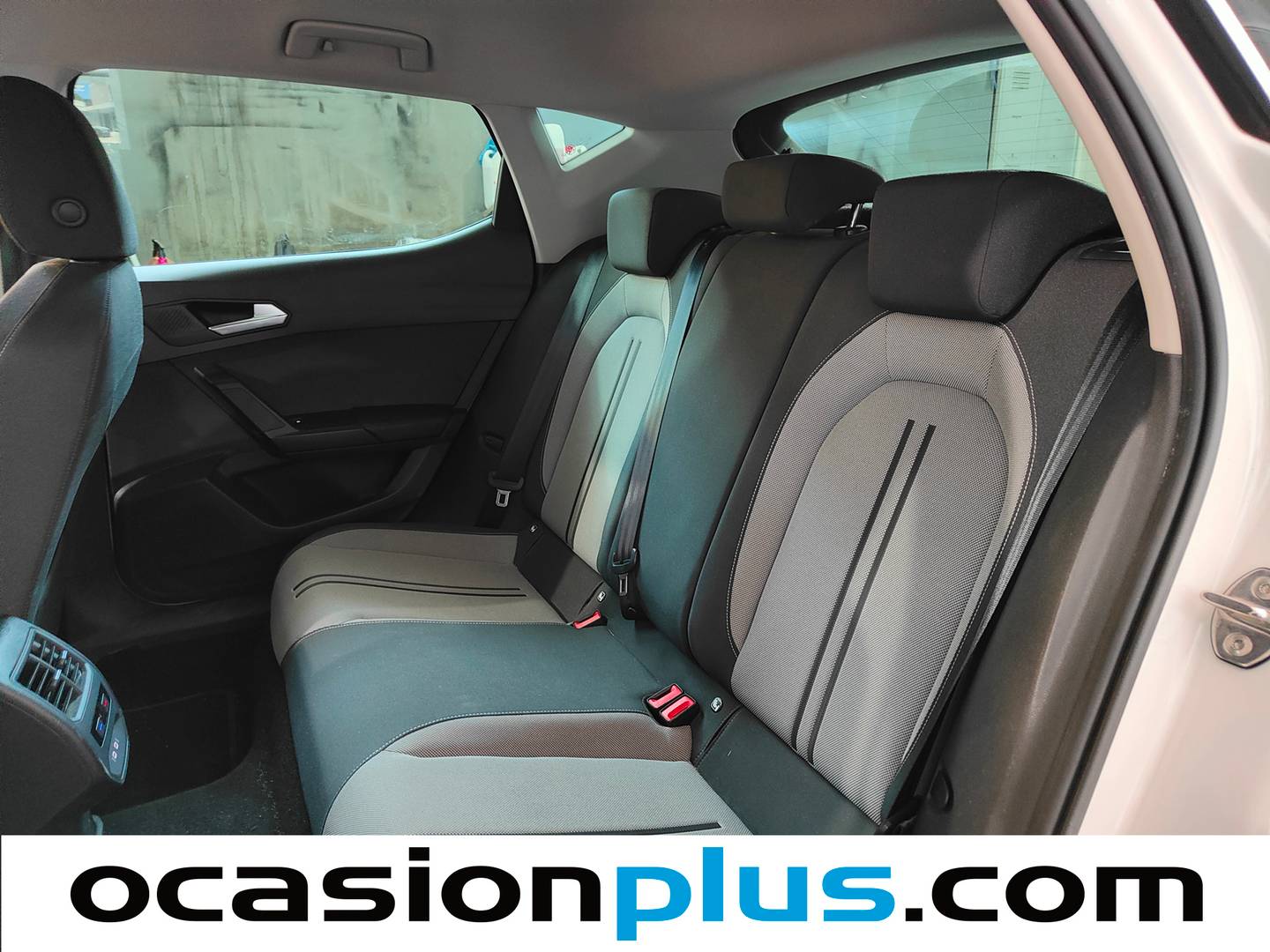 Foto asientos traseros Seat León Seat León 2.0 TDI S&S Style Go (115 CV)