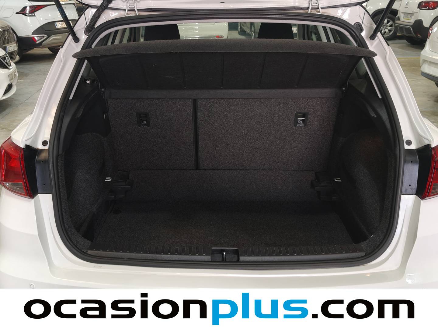 Fotos maletero Seat Arona Seat Arona 1.0 TSI Ecomotive S&S Style (115 CV)