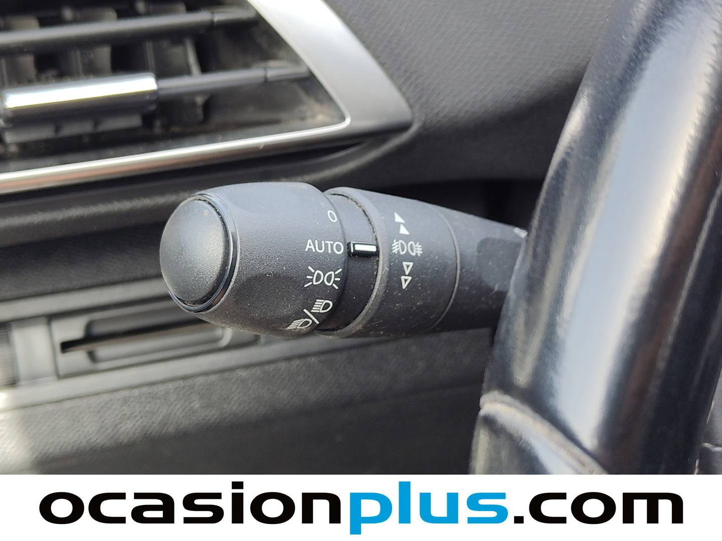Acabados Peugeot 3008 Peugeot 3008 PureTech 130 S&S Active (130 CV)
