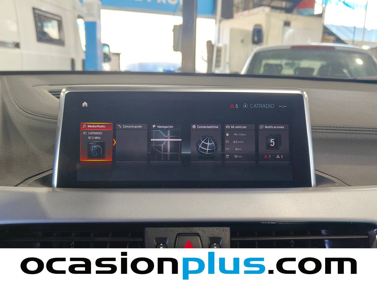 Extras y acabados del BMW X2 BMW X2 sDrive18d Business (150 CV)