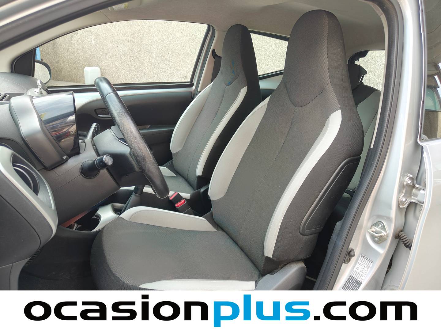 Foto asientos delanteros Toyota Aygo Toyota Aygo 1.0 70 x-play (69 CV)