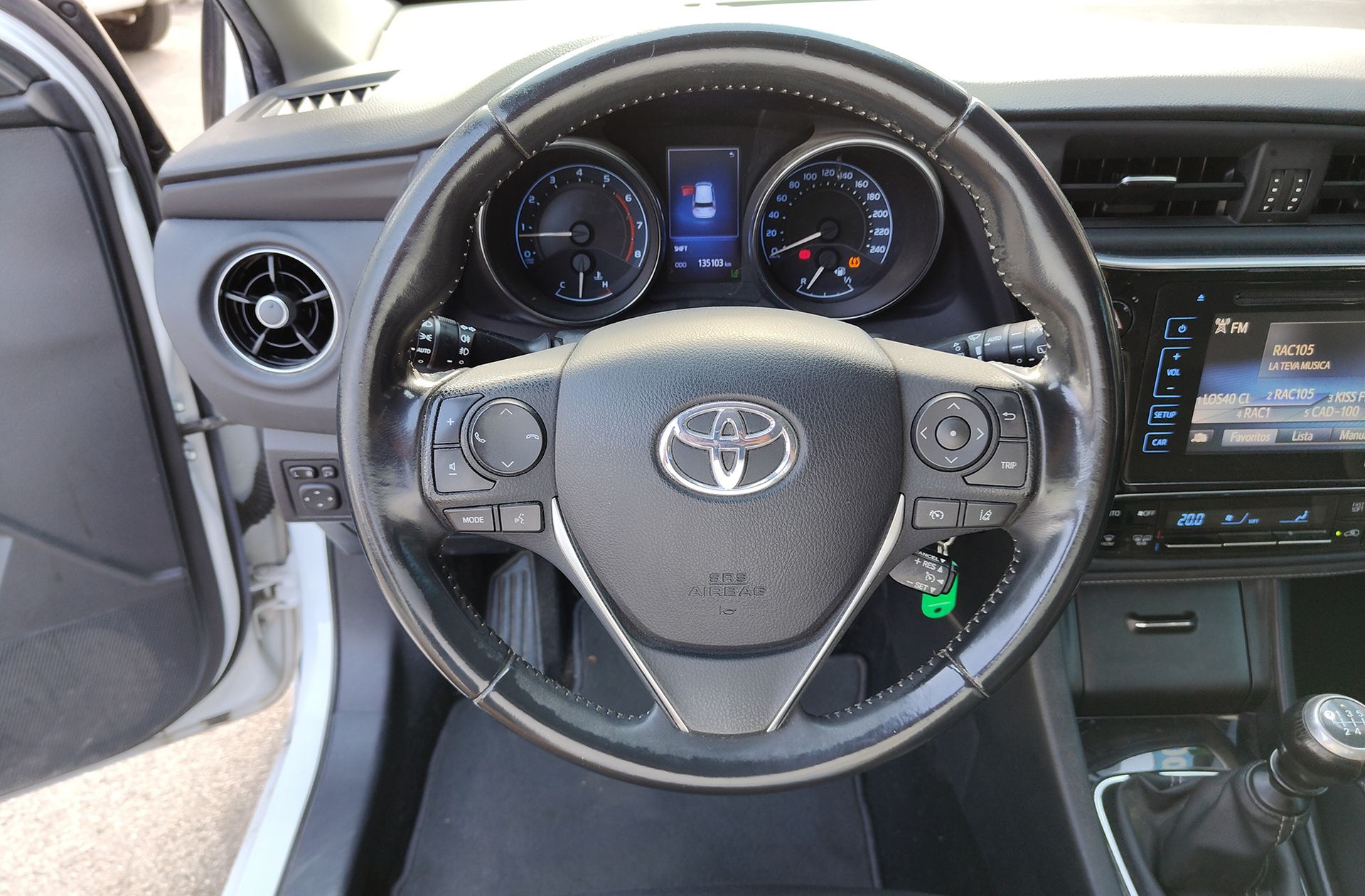 Toyota Auris 120T Active - foto 18