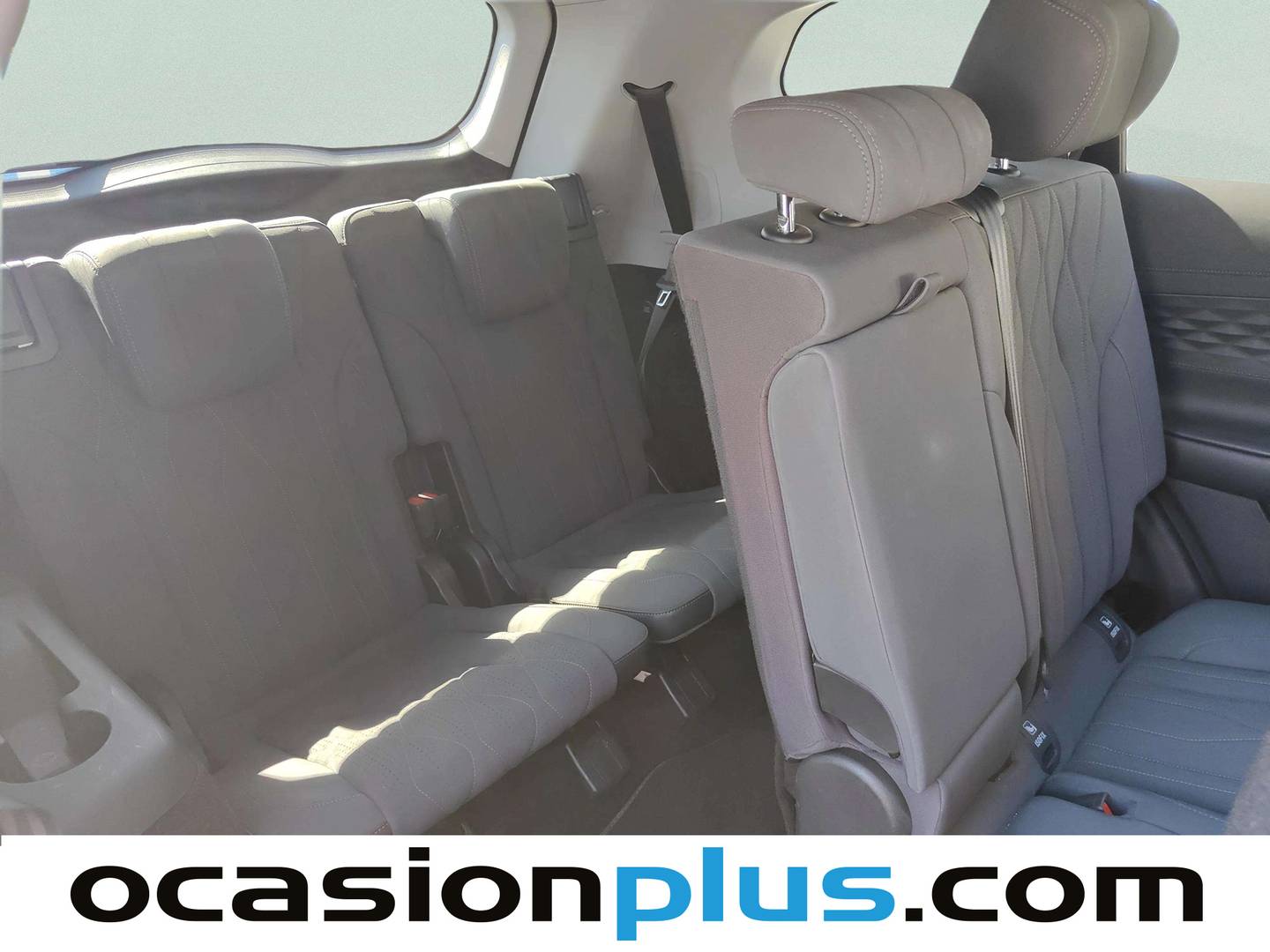 Extras y acabados del EBRO S800 EBRO S800 1.6 TGDI Premium DCT (147 CV) 7 plazas