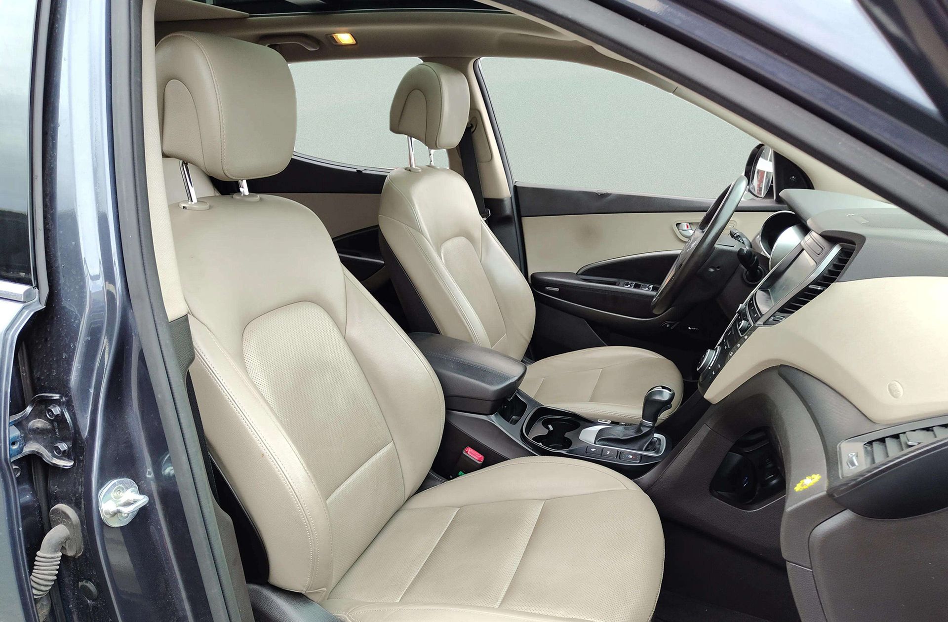 Hyundai Santa Fe 2.2 CRDi Style 4x4 7 plazas - foto 24