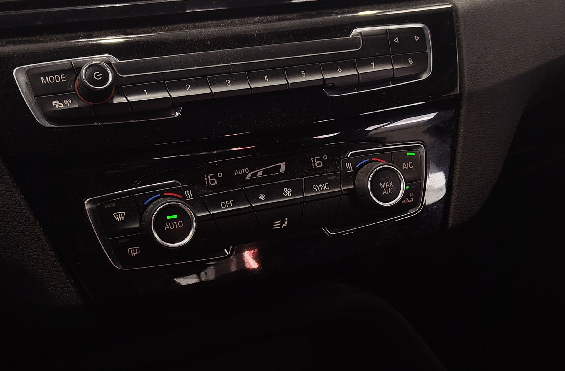 BMW X1 sDrive16d - foto 27