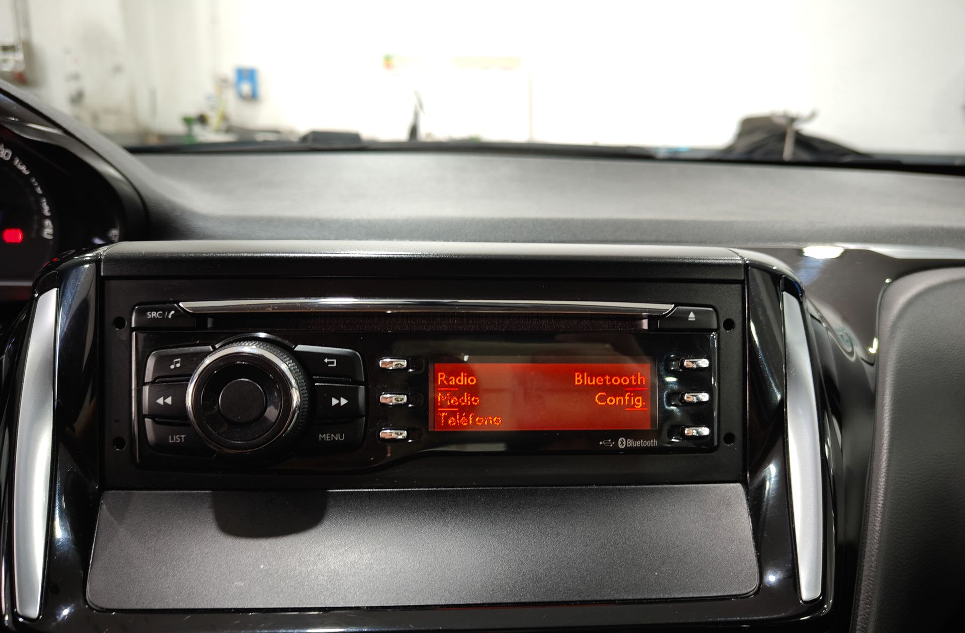 Peugeot 208 1.6 BlueHDi Access - foto 22