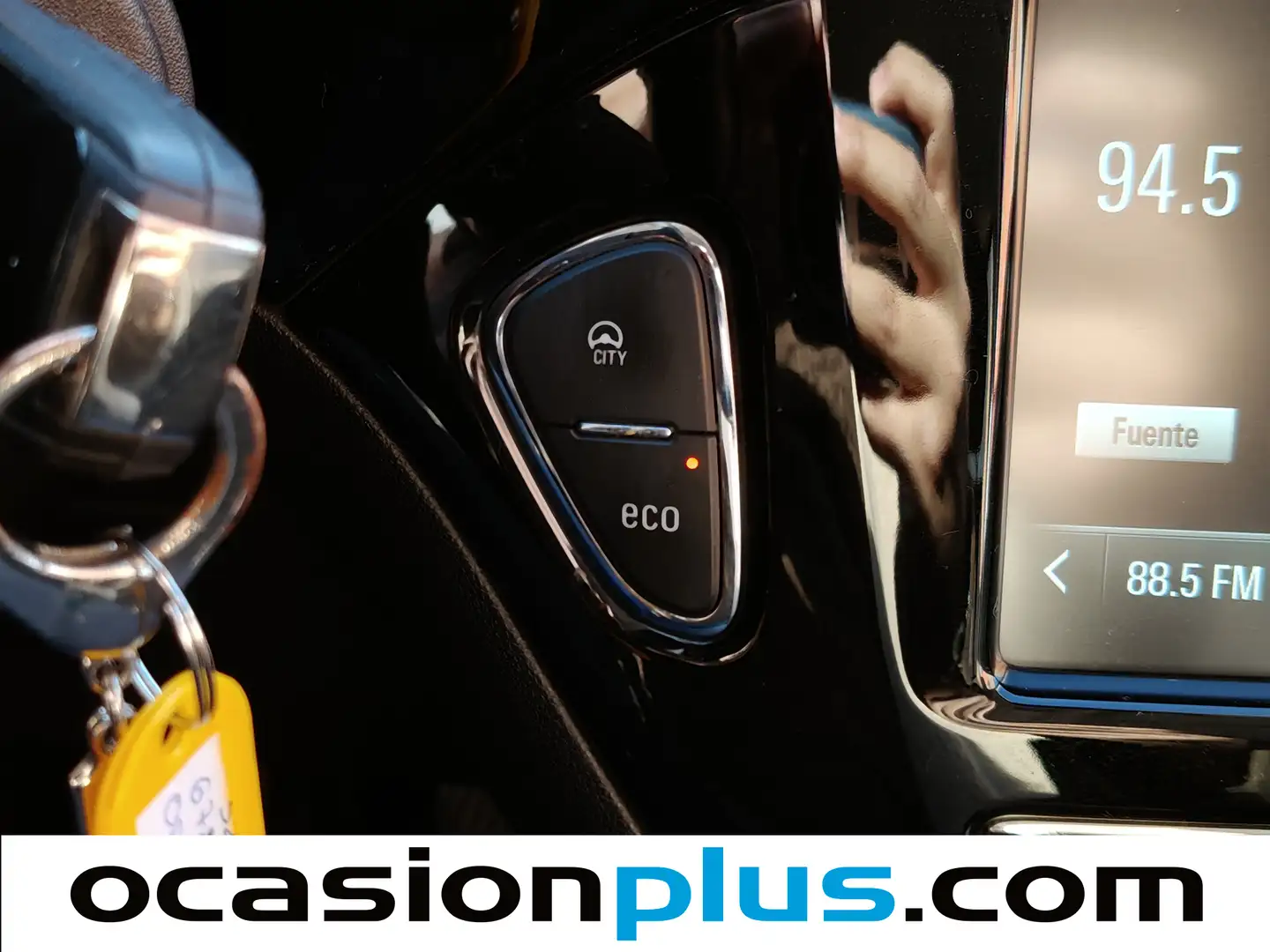 Foto Opel Corsa Opel Corsa 1.4 Turbo S&S Selective (100 CV)