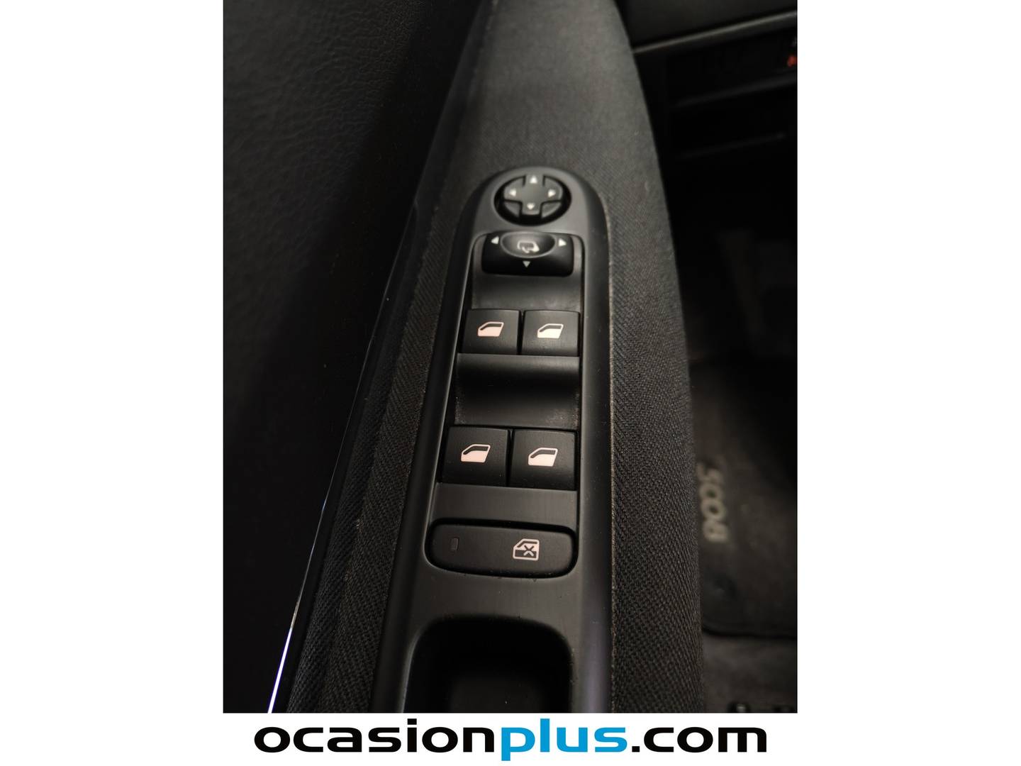 Peugeot 5008 Peugeot 5008 1.6 BlueHDi Allure EAT6 (120 CV) 7 Plazas automático