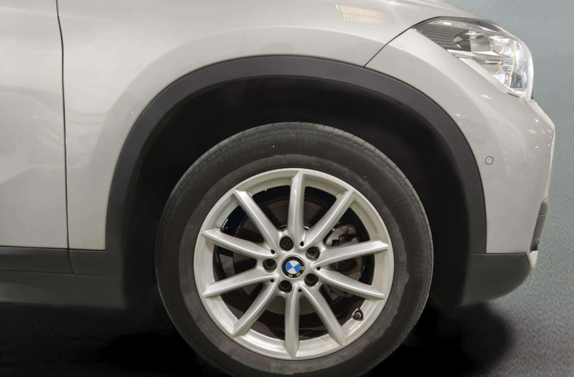 BMW X1 sDrive18d Business - foto 34